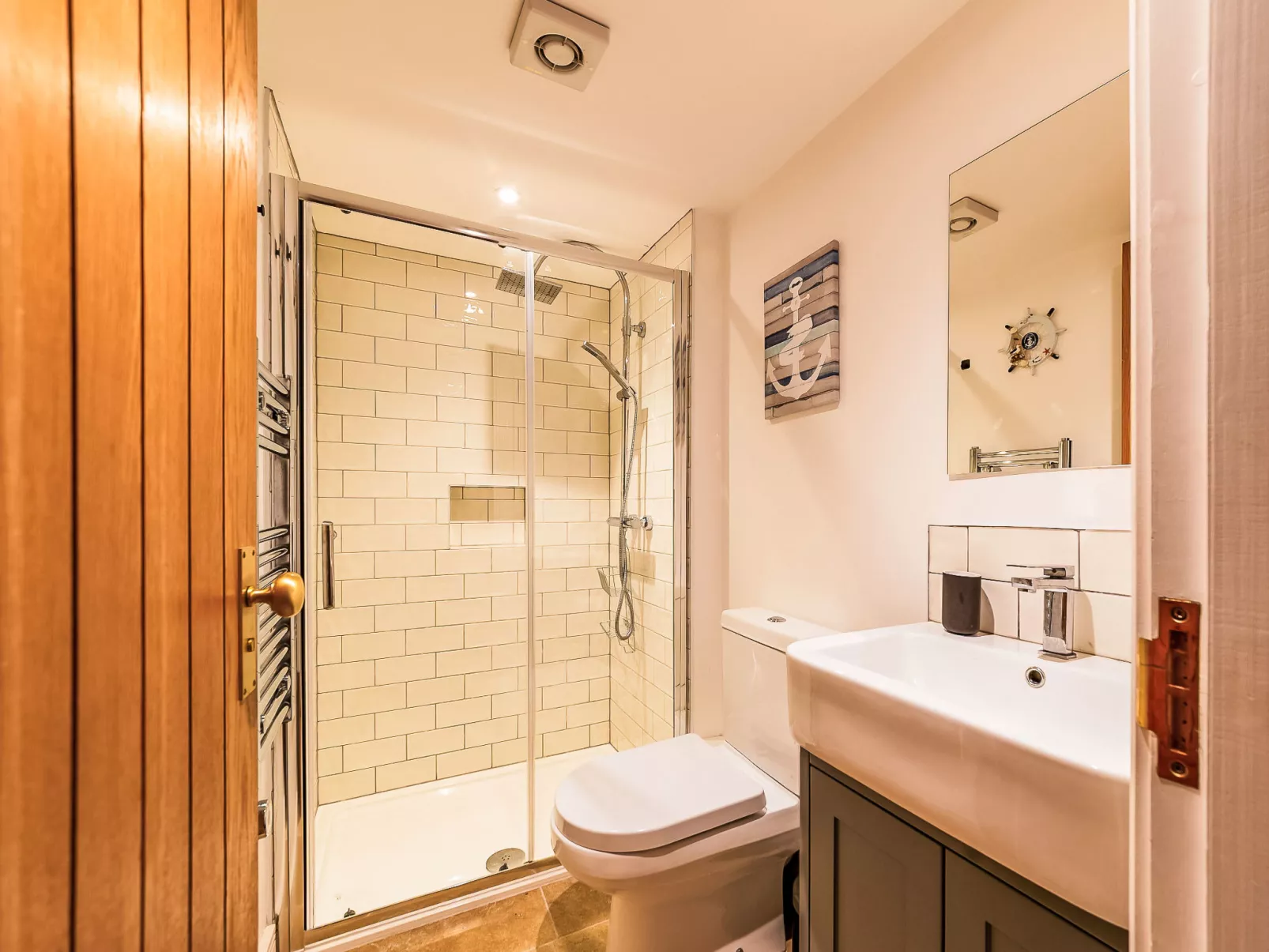 Shanty Cottage-Dedans