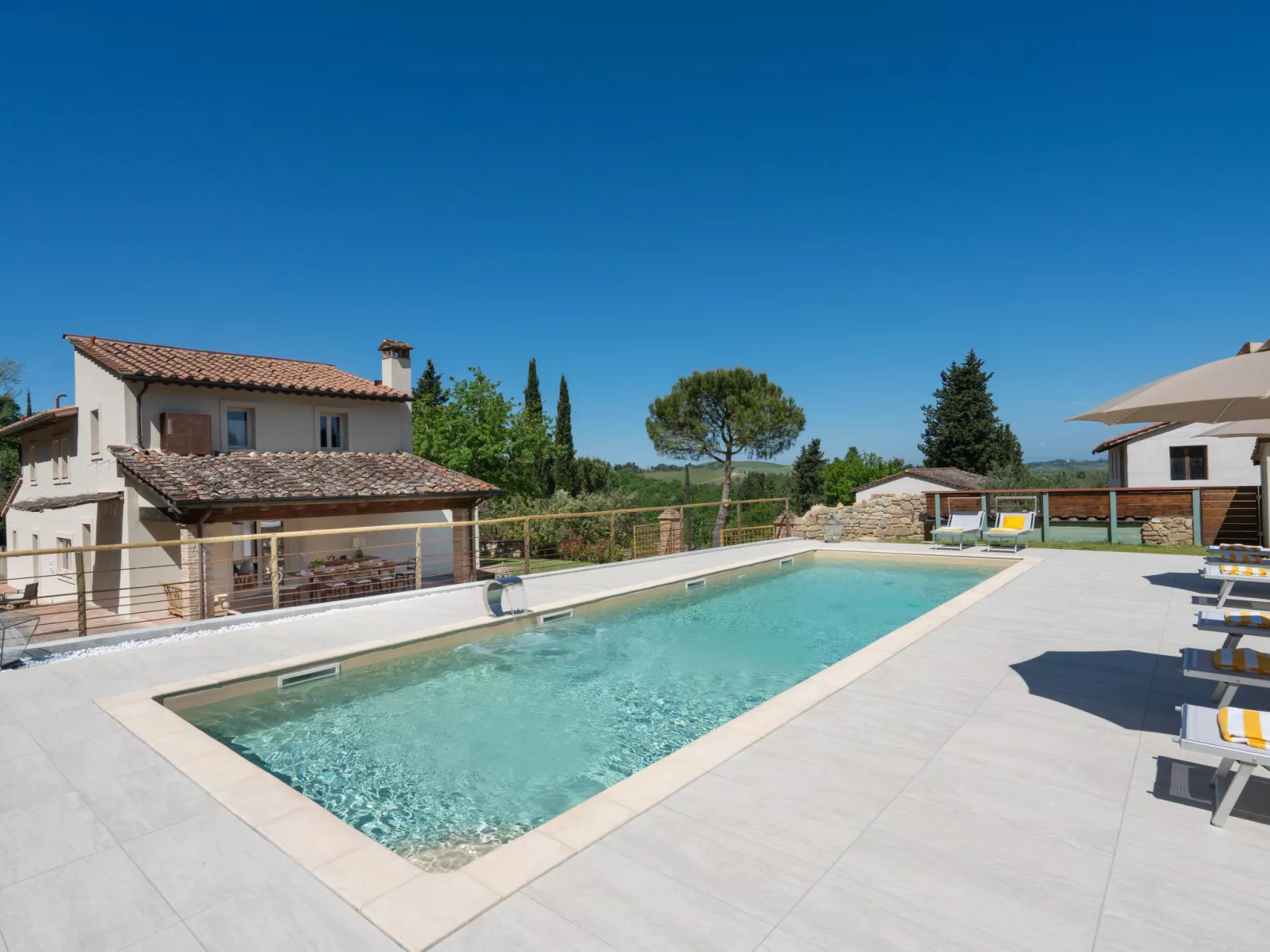 Villa Oliva-Outside
