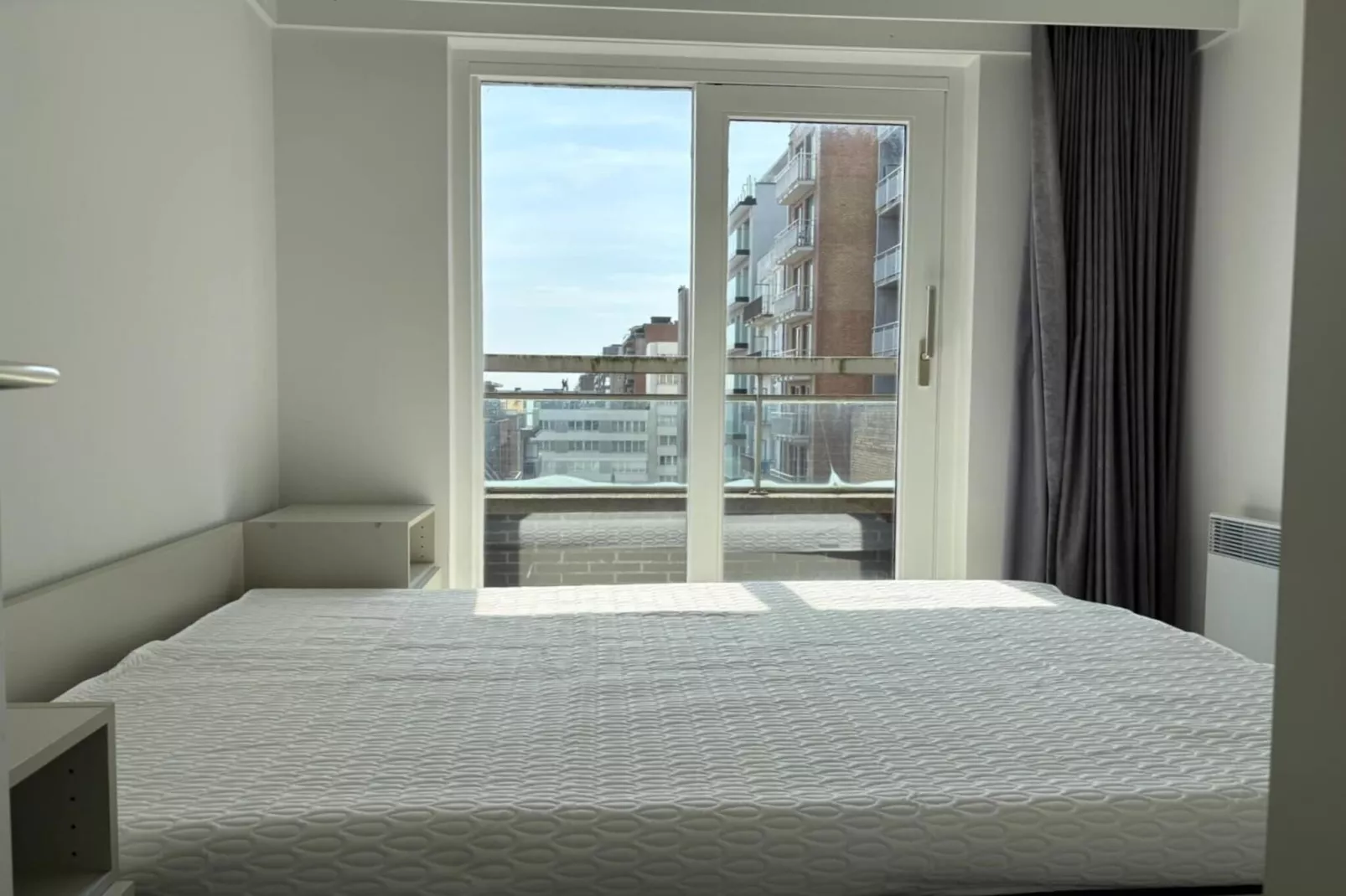 FASHION2 0501-Bedroom