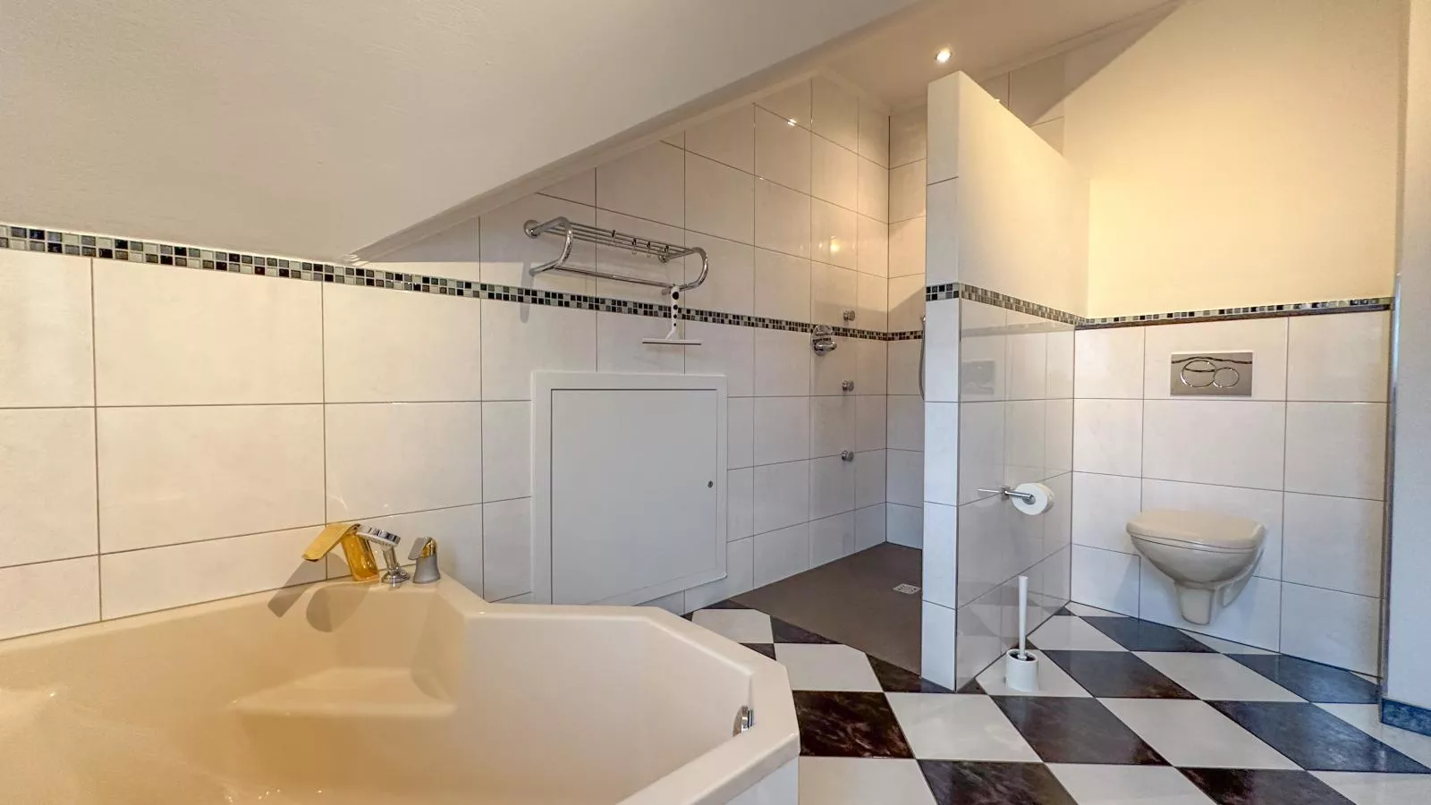 Denterhof-Badezimmer