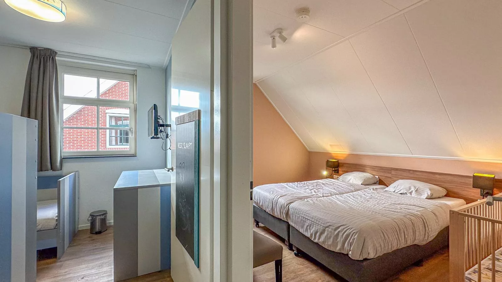 Dune Design 39-Bedroom