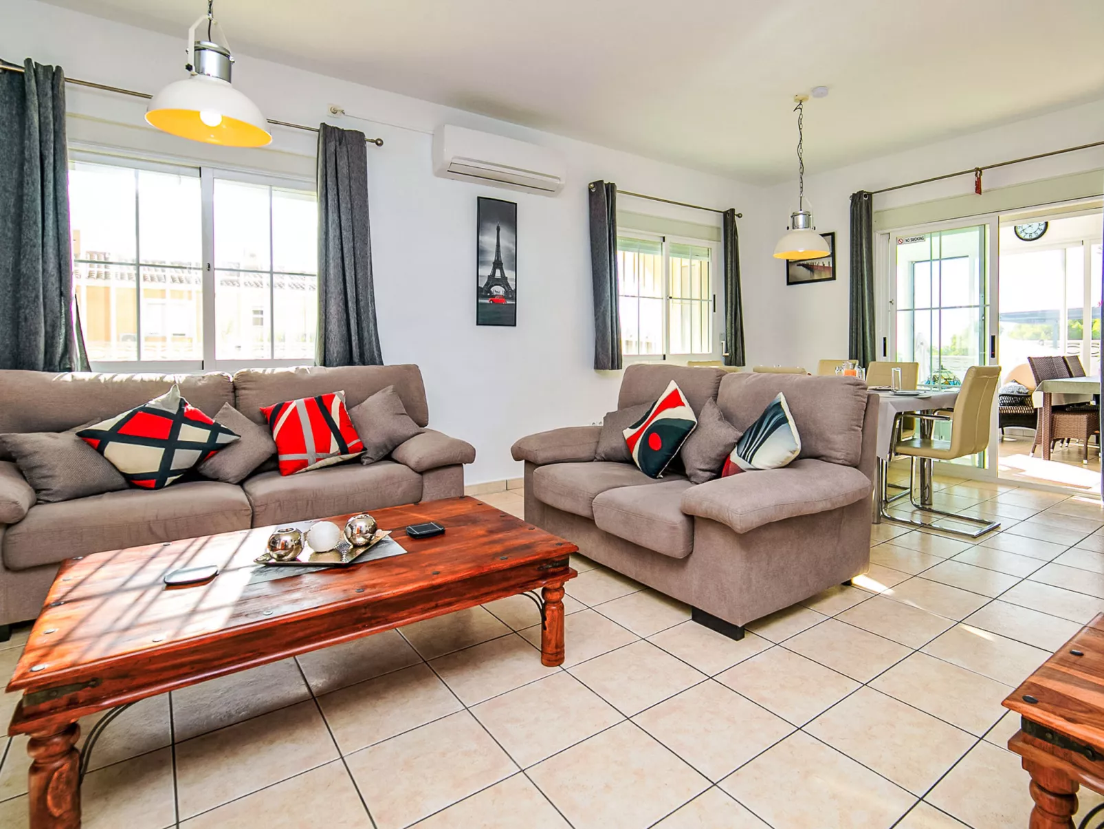 Villa Rosallia-Drinnen