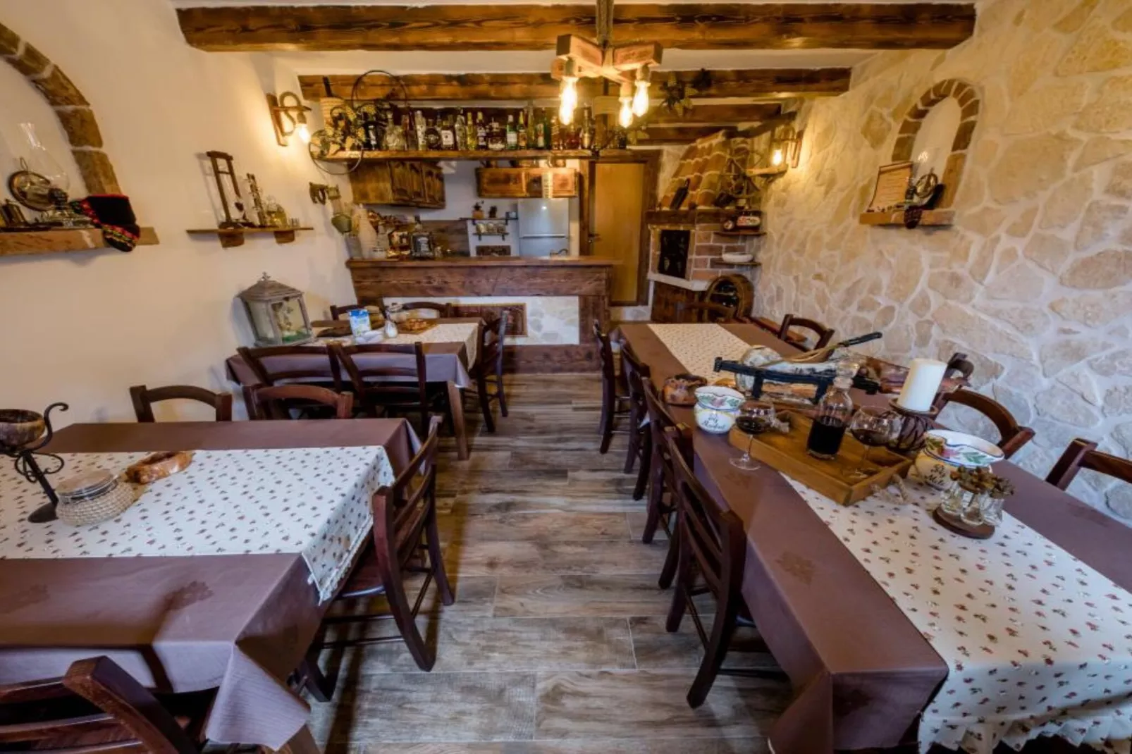 Two Bedroom Apartment with Terrace 1-Facilities