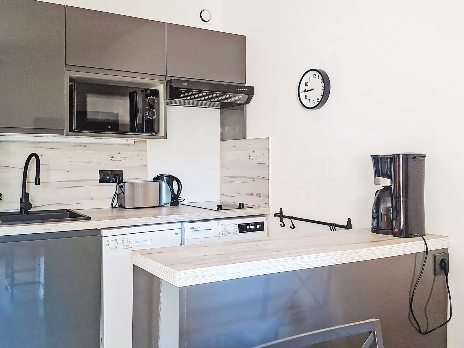 Le Luberon Loisirs-Drinnen