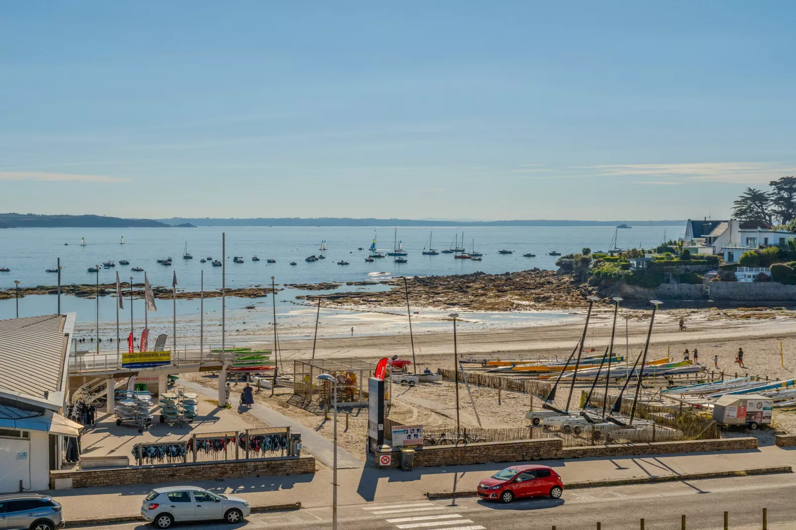 D. de Bertheaume N°413 - 2P5-Aussicht Sommer