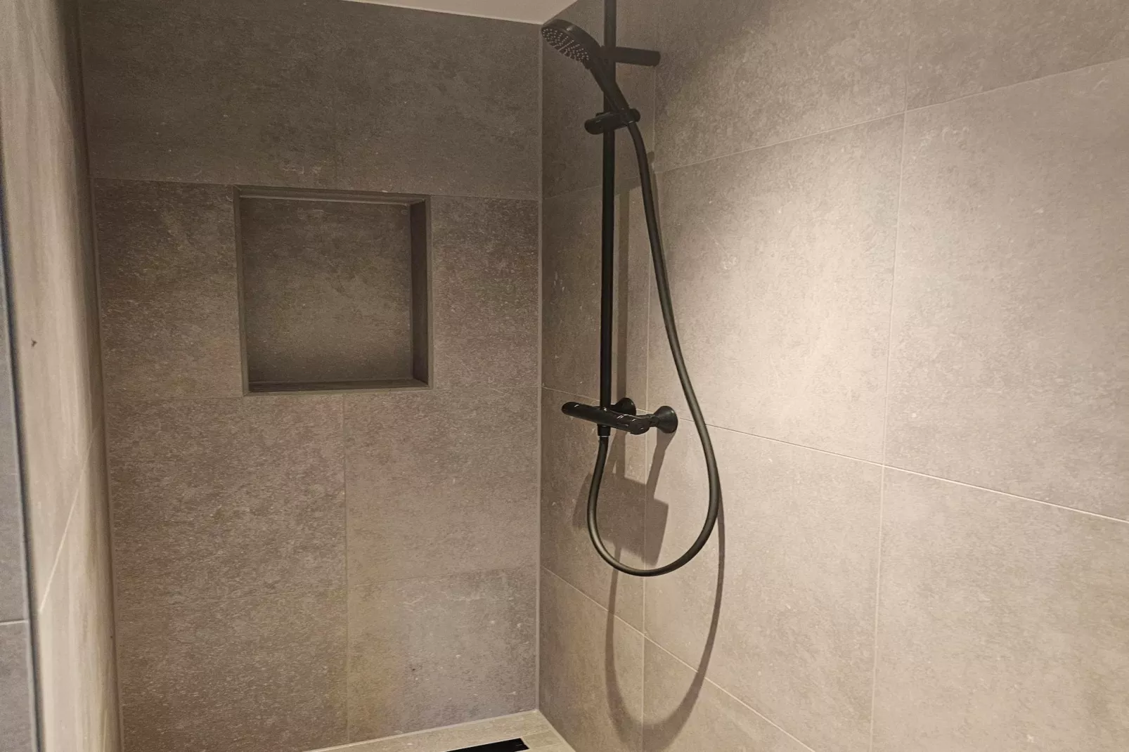 Sun (6p)-Image-tags.