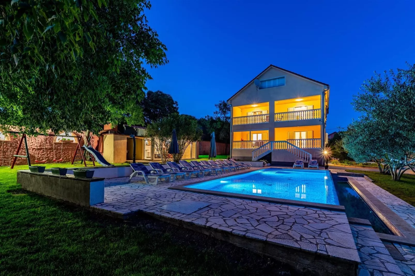 Holiday home Blanka-Extérieur été