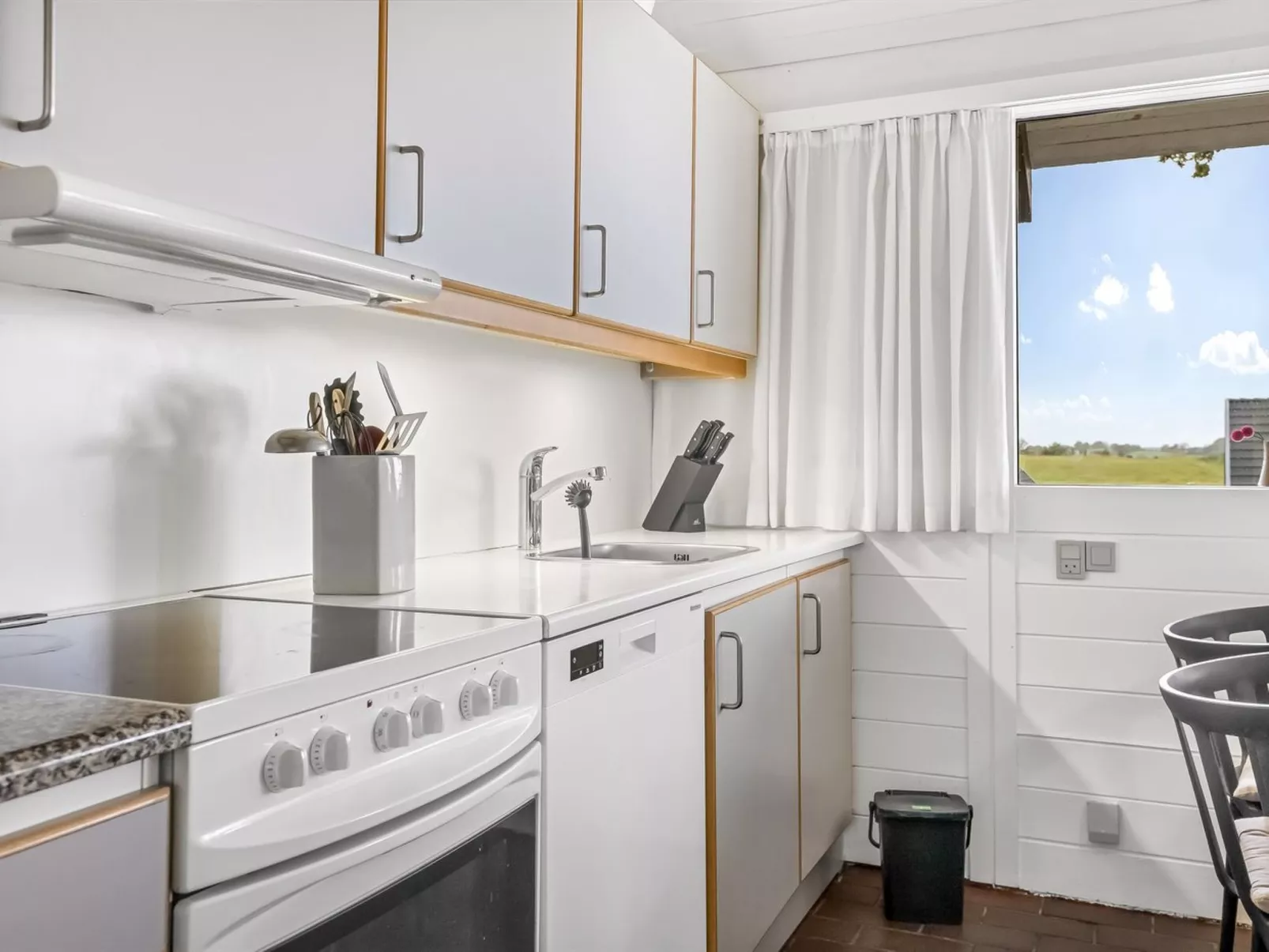 "Annrike" - 200m from the sea-Inside