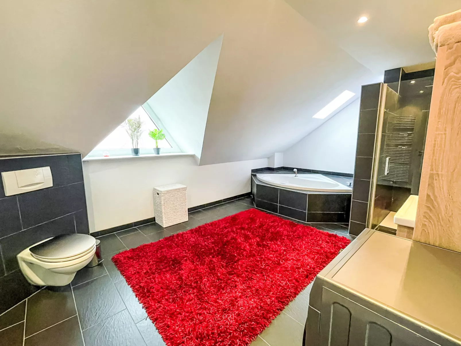 Naturnah mit Pool und Sauna-Drinnen