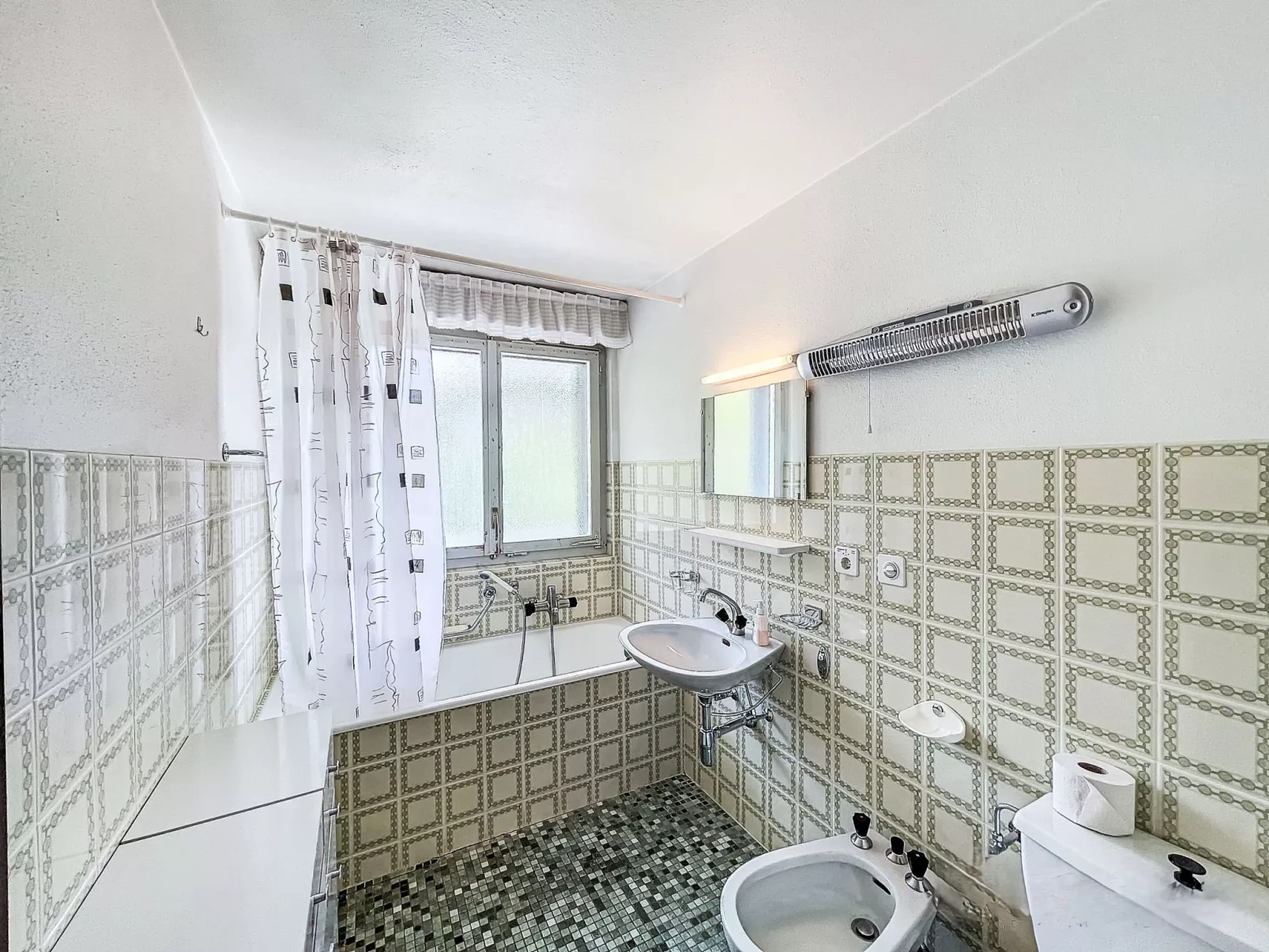 Cransalpin Apt. 28 / Secteur 1-Inside