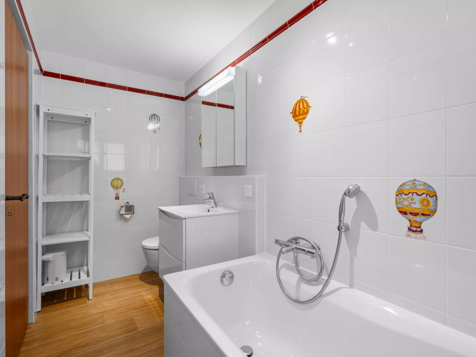 Les Aiguilles Vertes Rez supérieur-Inside