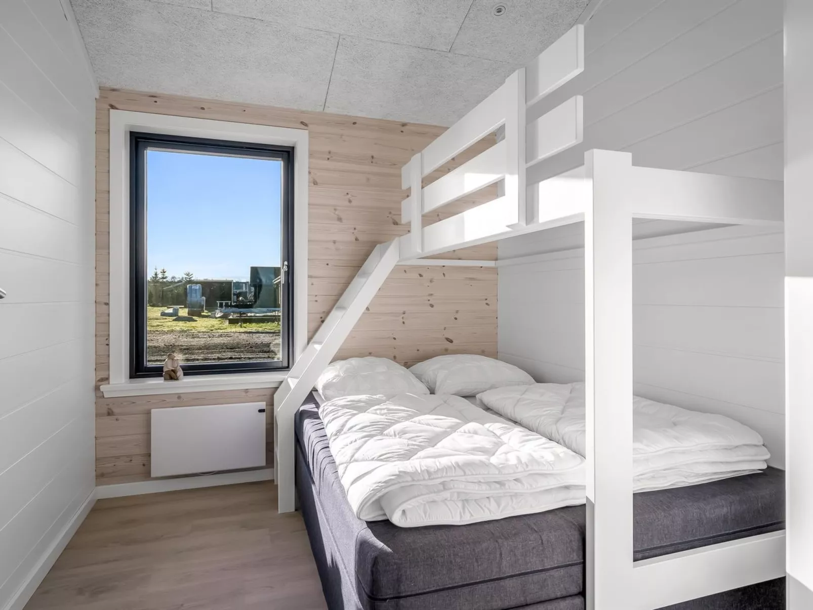 "Daren" - 700m from the sea-Drinnen