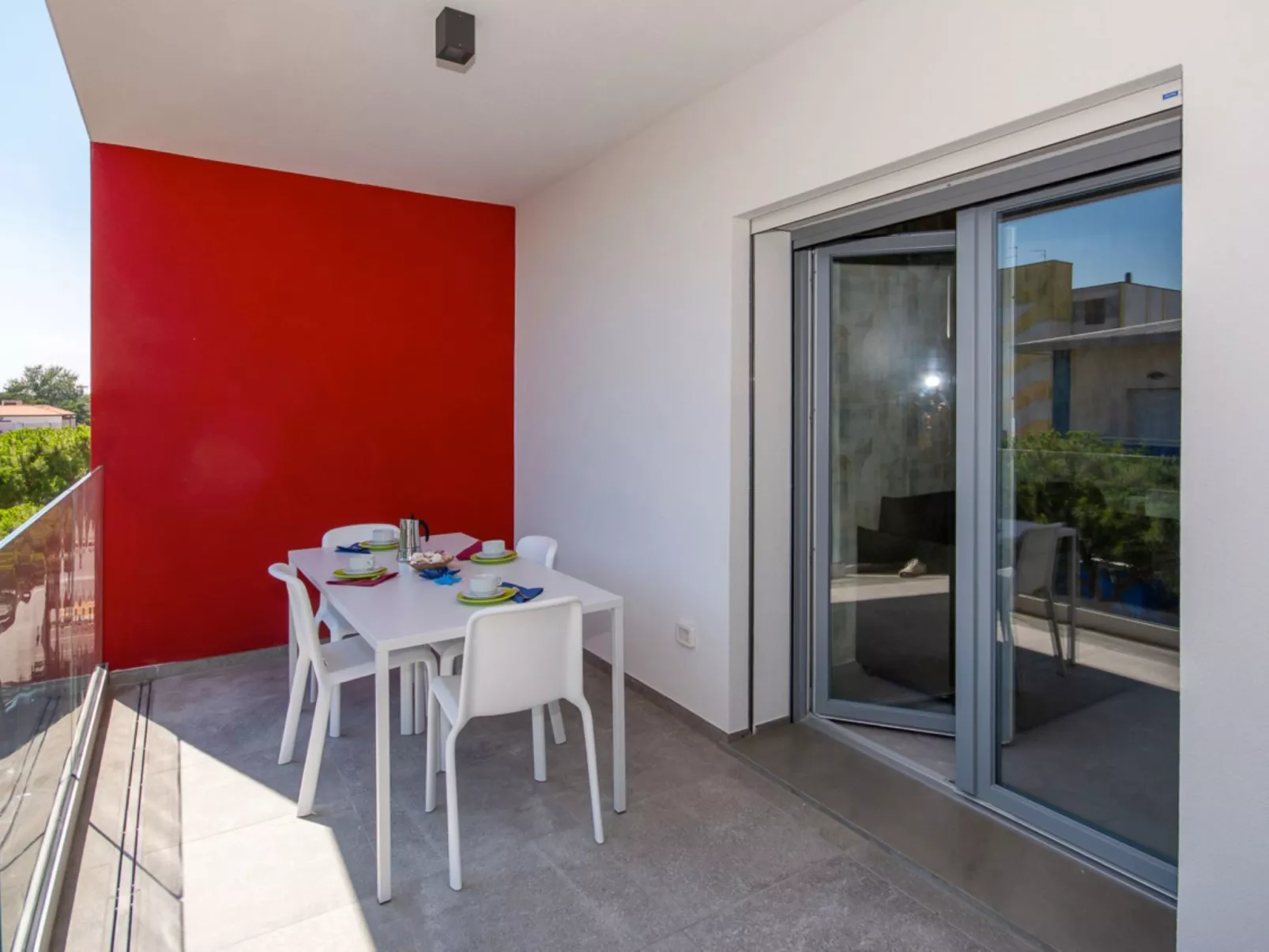 One Life Suites-Outside