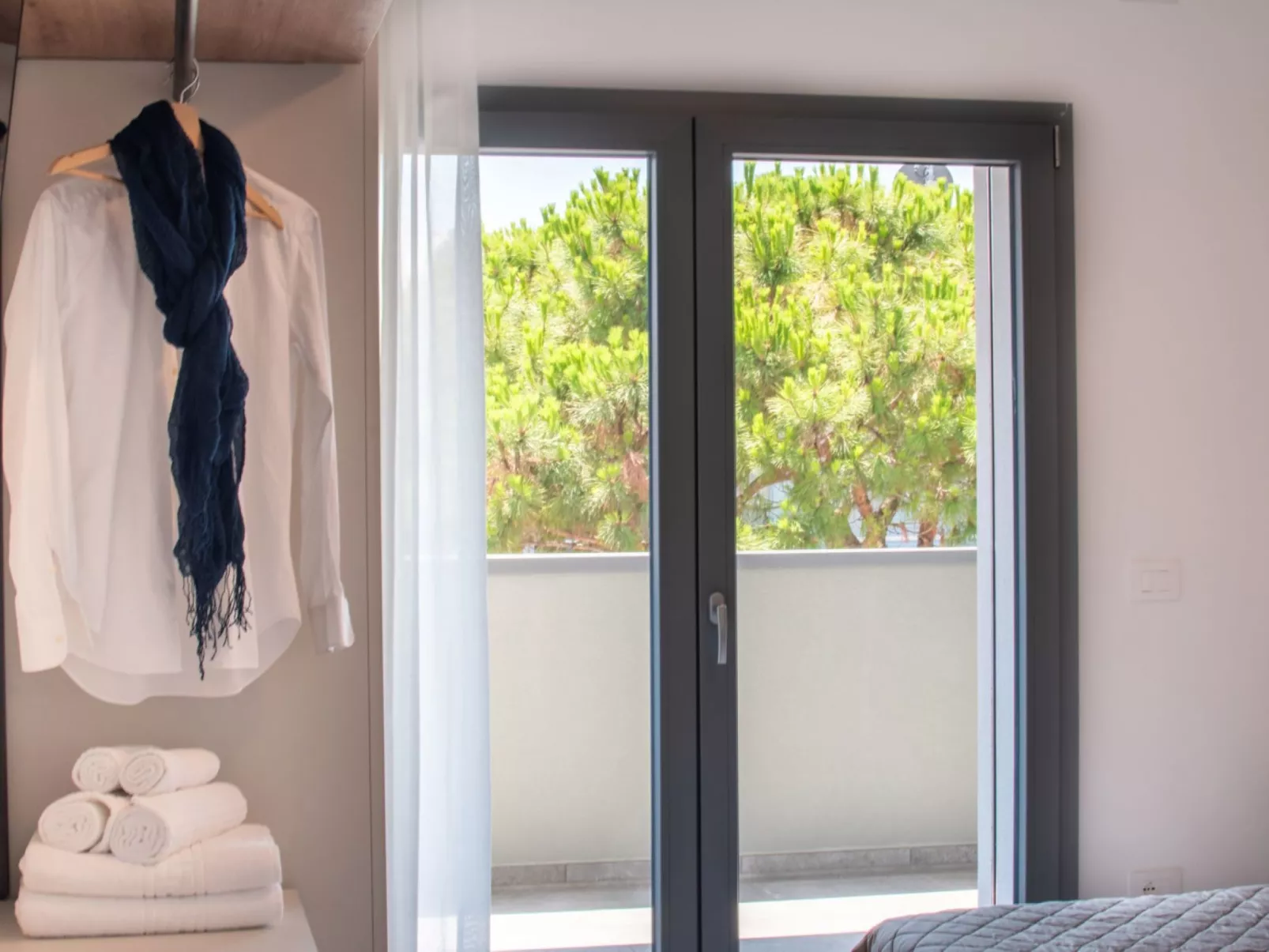 One Life Suites-Inside