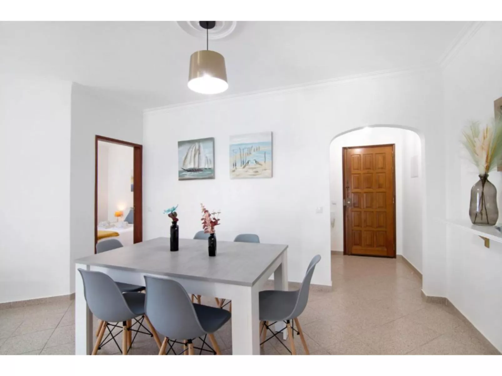 Jade-Sunny Way-Inside