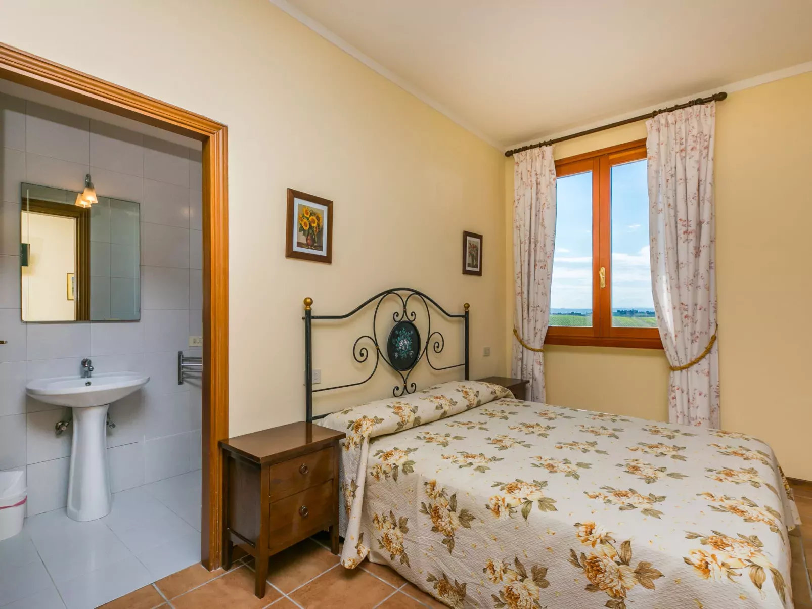 Casalsole-Inside