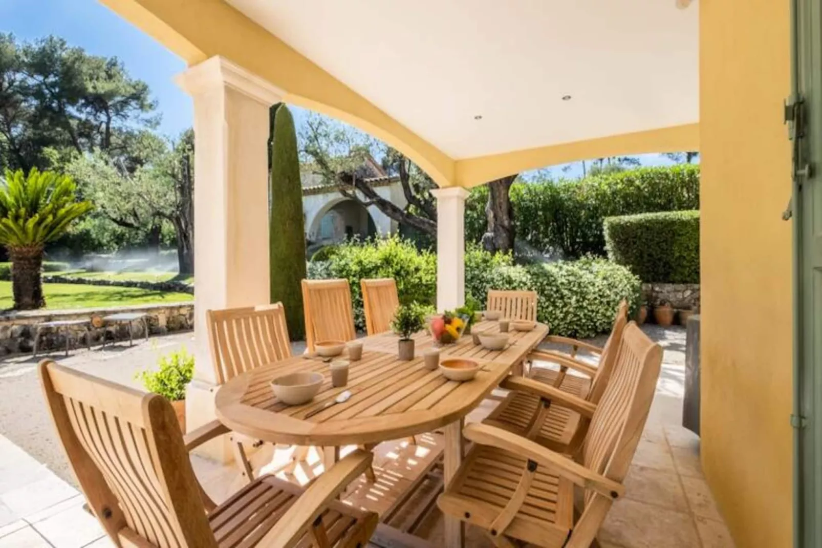 Résidence Bijou De 280m2 Et Piscine à Débordement Au Calme Absolu-Untagged