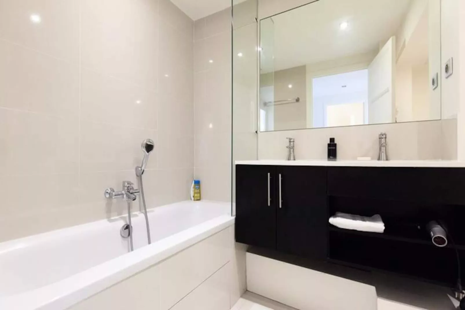 Résidence 3p Moderne Et Cosy Aux Pieds De La Croisette !-Nicht zugeordnet