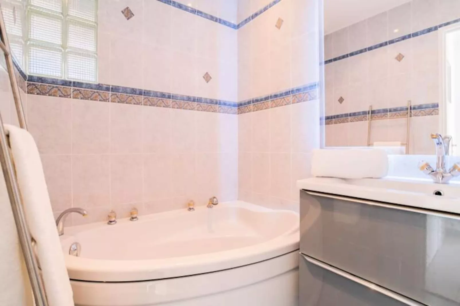 Résidence 3p Avec Terrasse, Vue Mer, Piscine Et Parking-Untagged