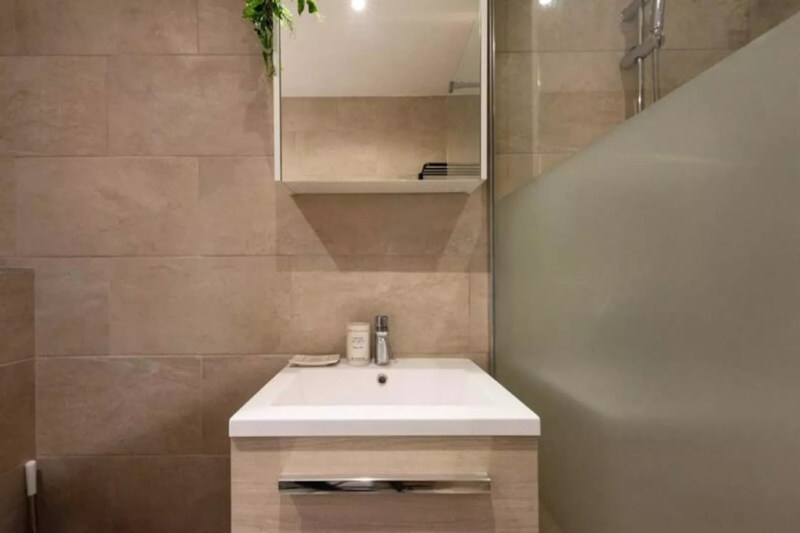 Résidence 2p Rénové Proche Croisette-Non tagué