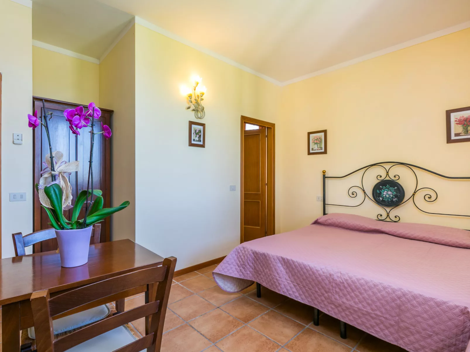 Casalsole-Inside