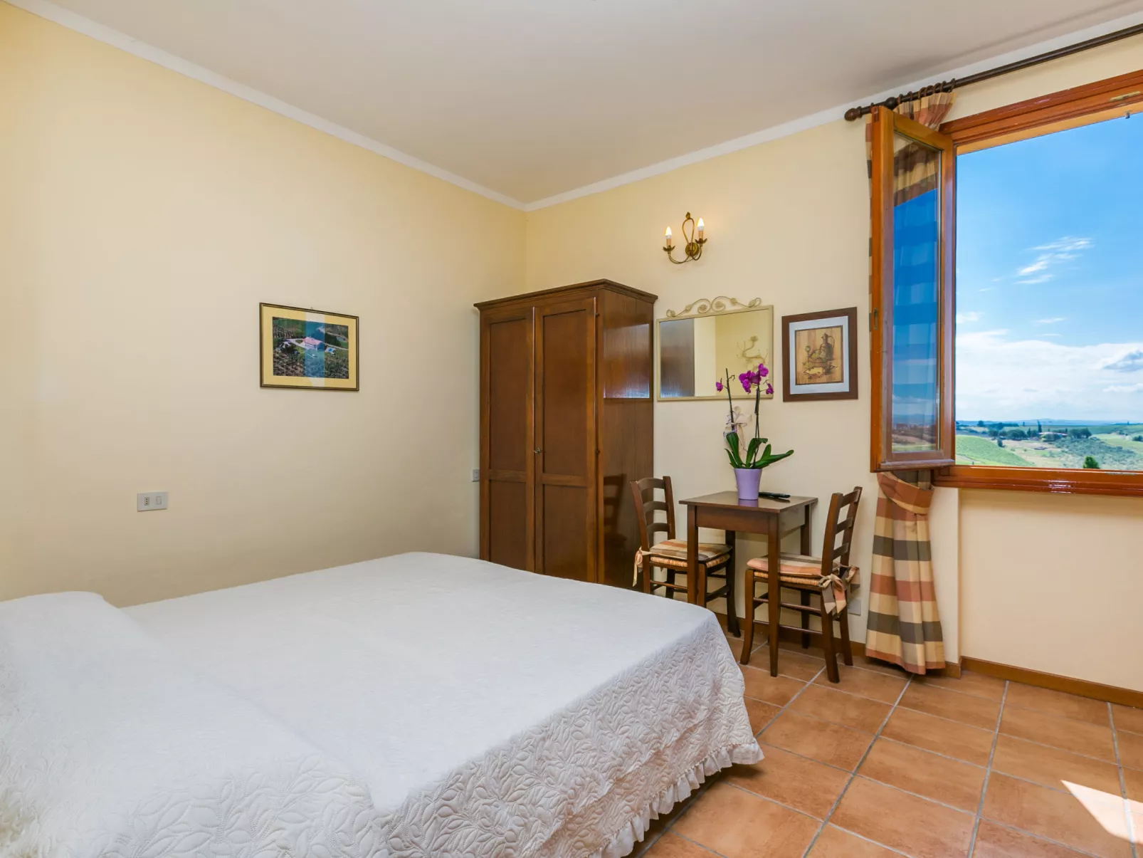 Casalsole-Inside