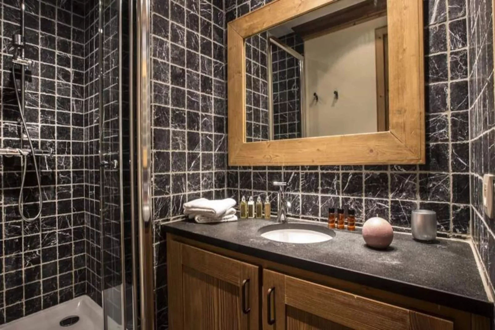 Résidence Aquila-Untagged