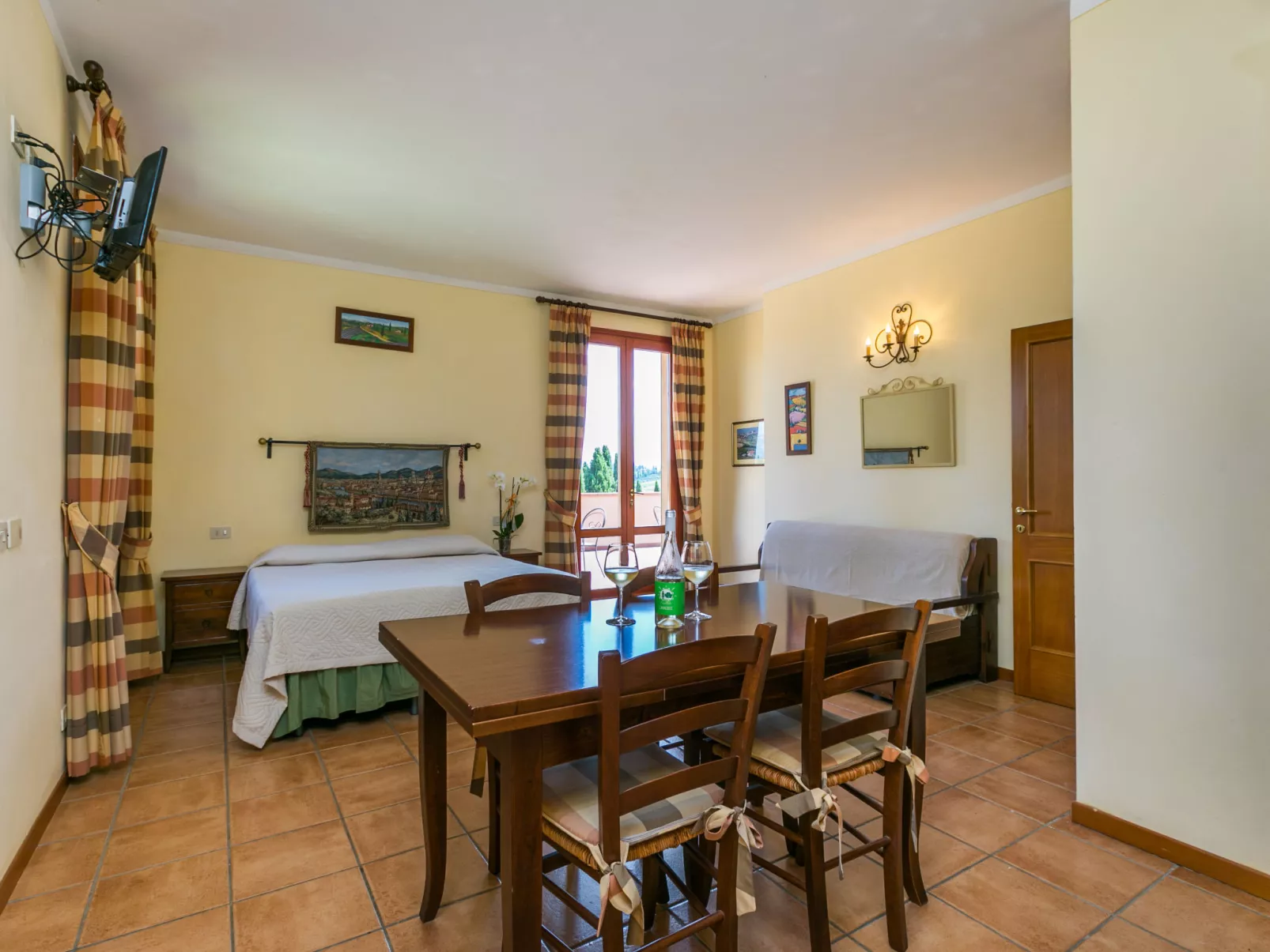 Casalsole-Inside