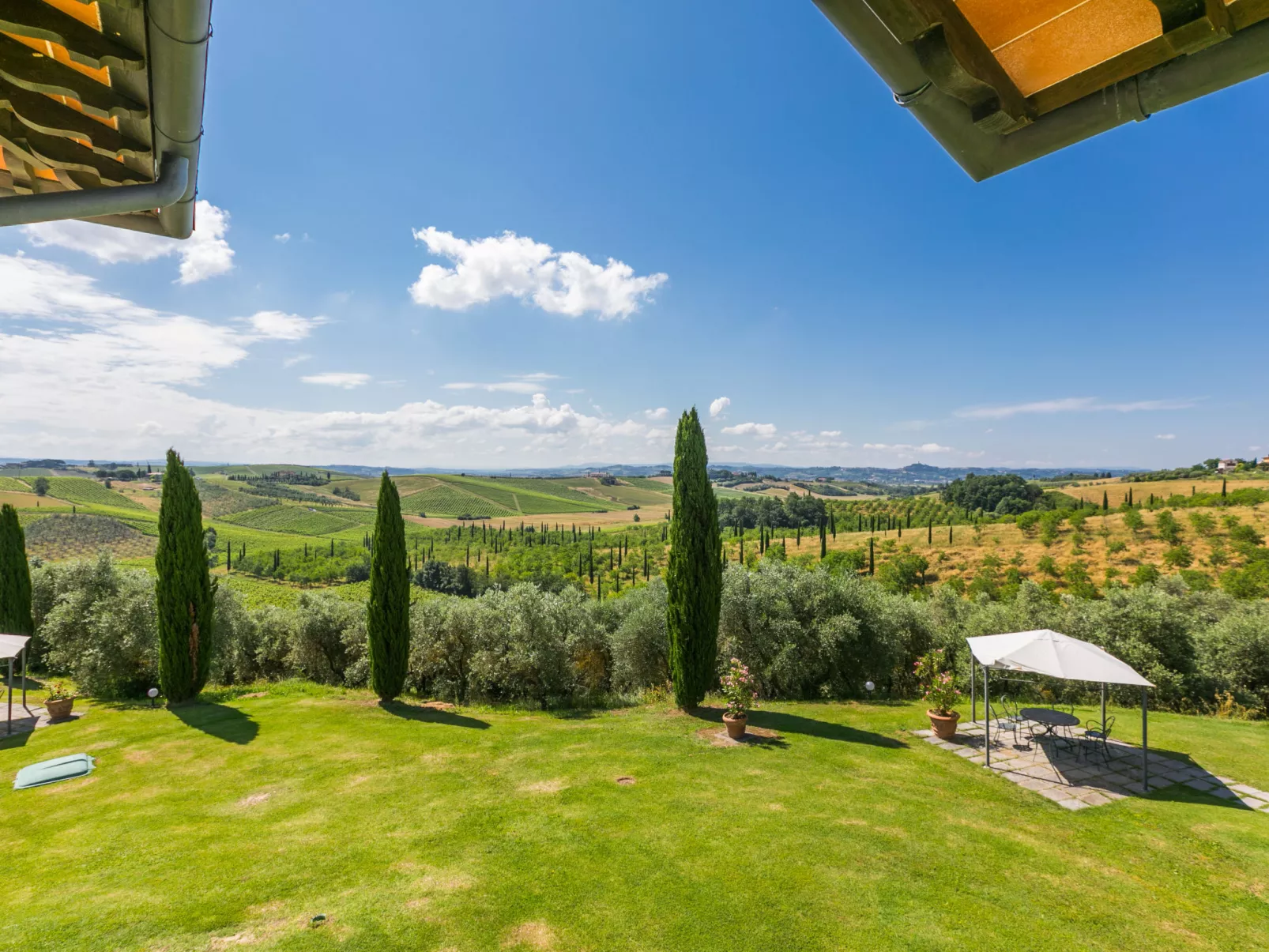 Casalsole-Outside