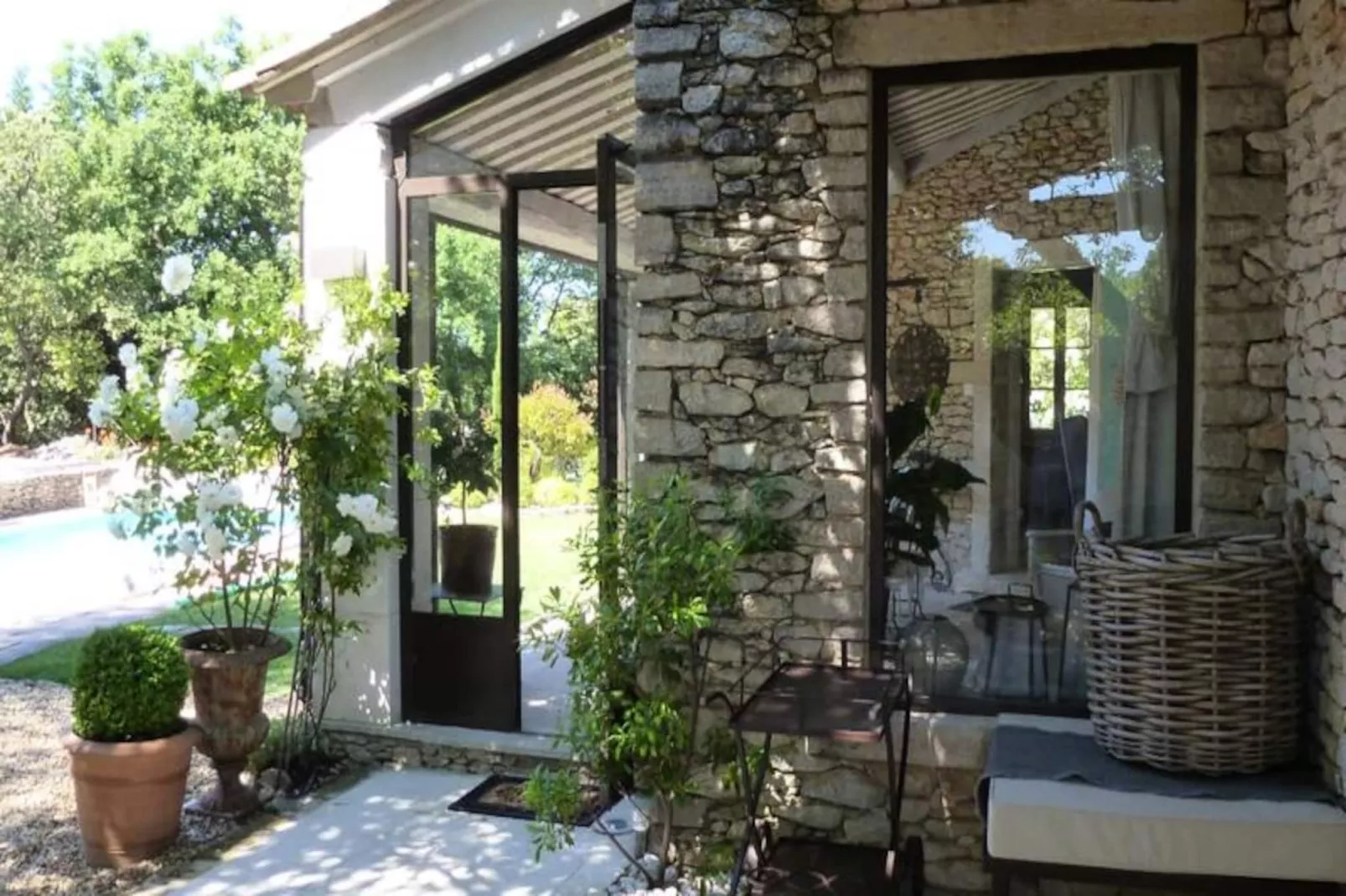 Belle Villa Proven&ccedil;ale Avec Piscine Et Jacuzzi-Untagged