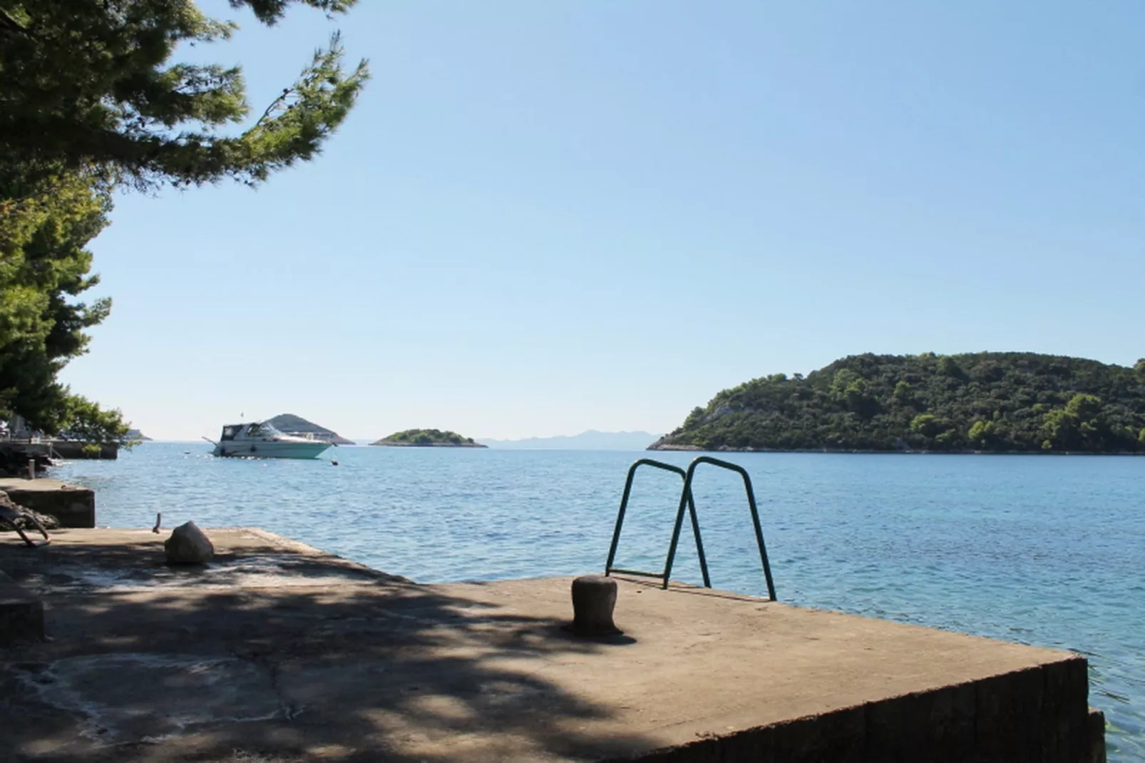 Panoramic Apartments Anić - Superior Two Bedroom Apartment with Terrace and Sea View (A1)-Ambiance