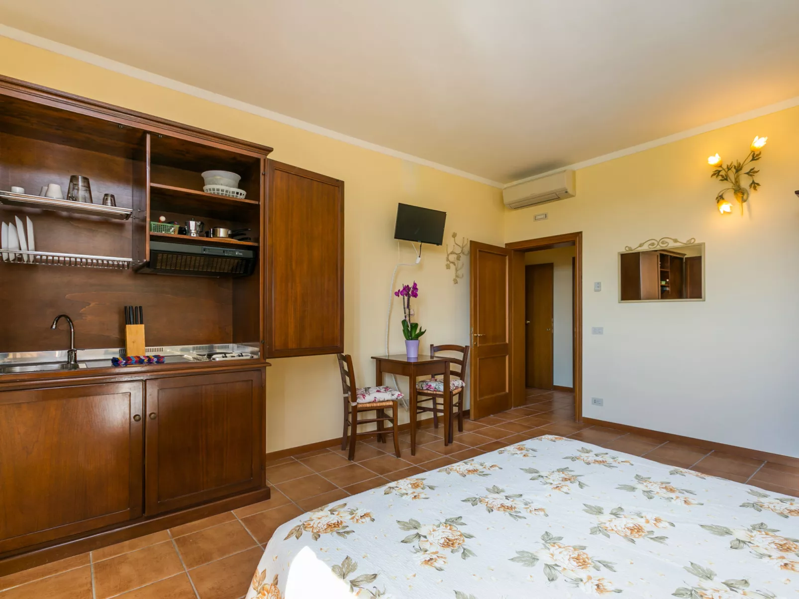 Tipologia Mono-Inside