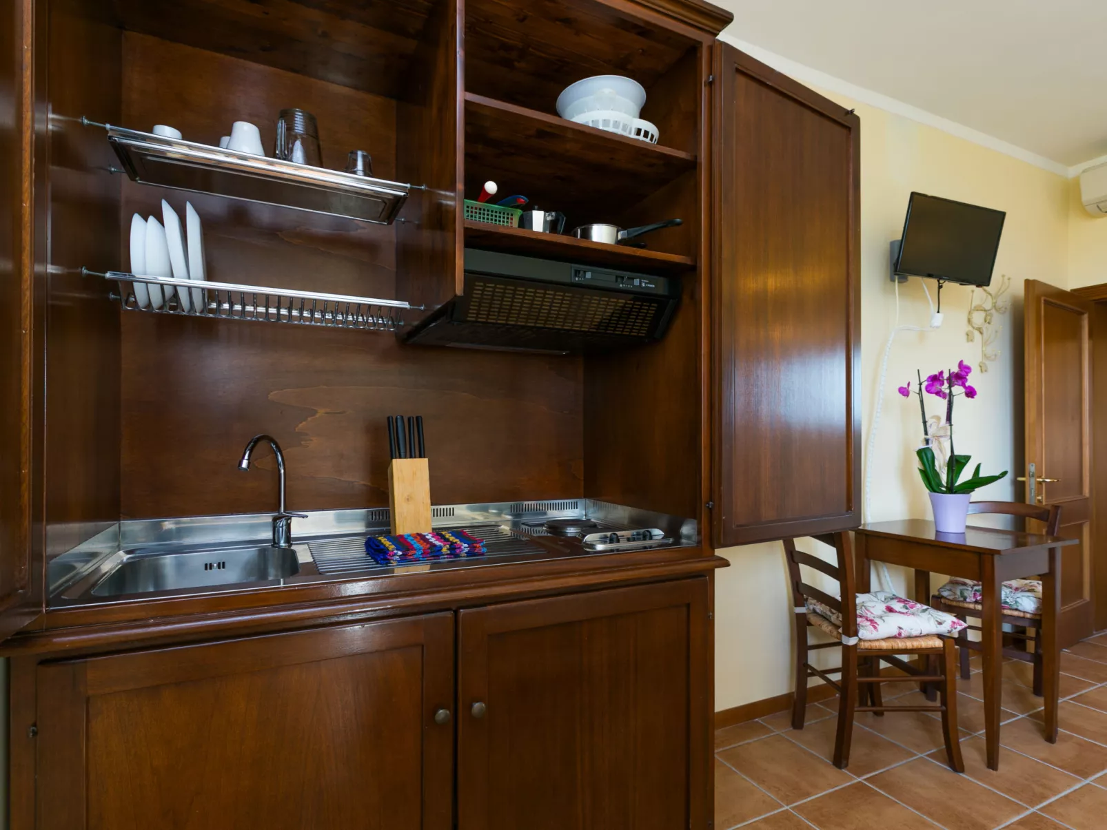 Tipologia Mono-Inside