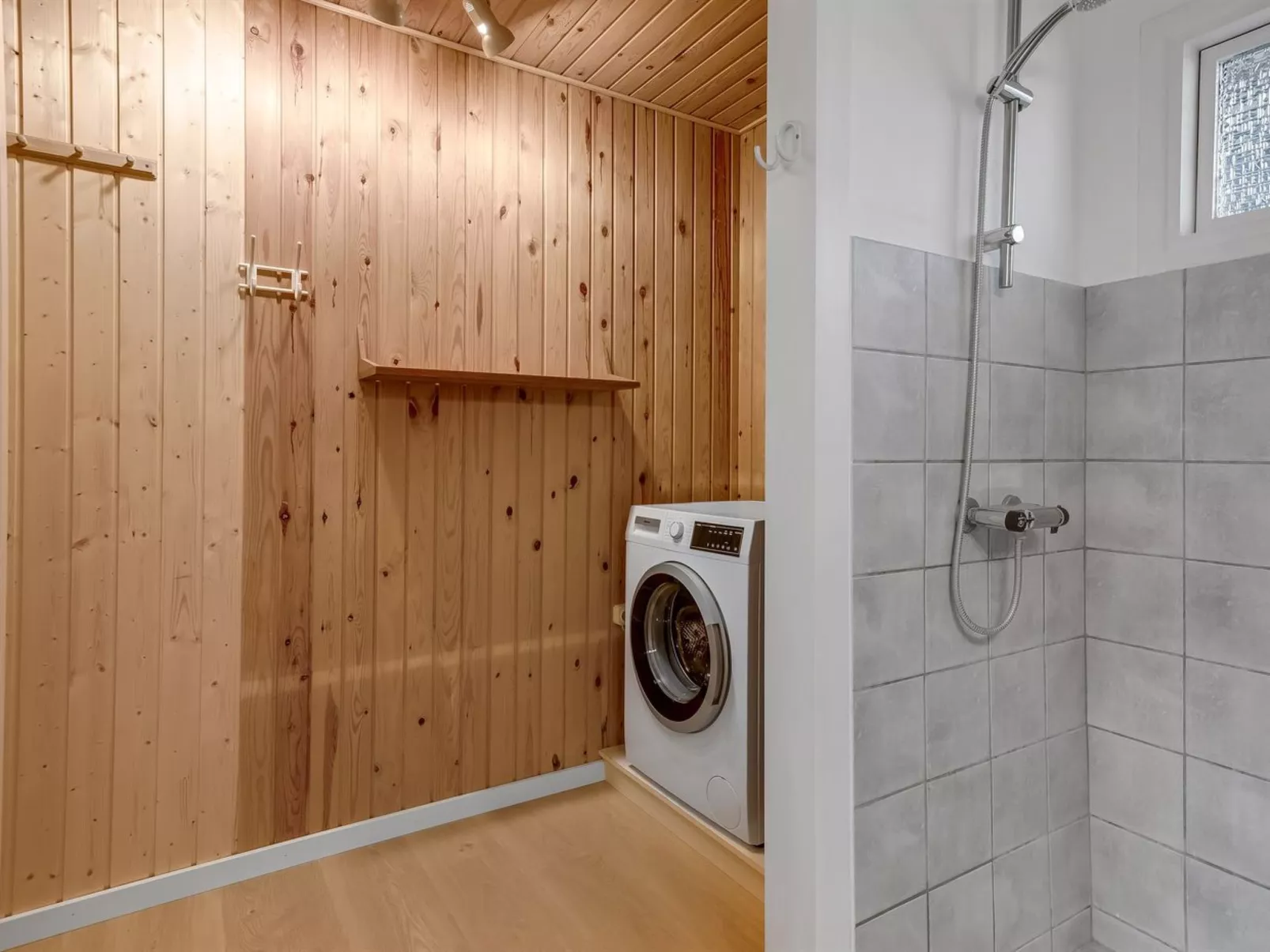 "Pavo" - 200m from the sea-Drinnen