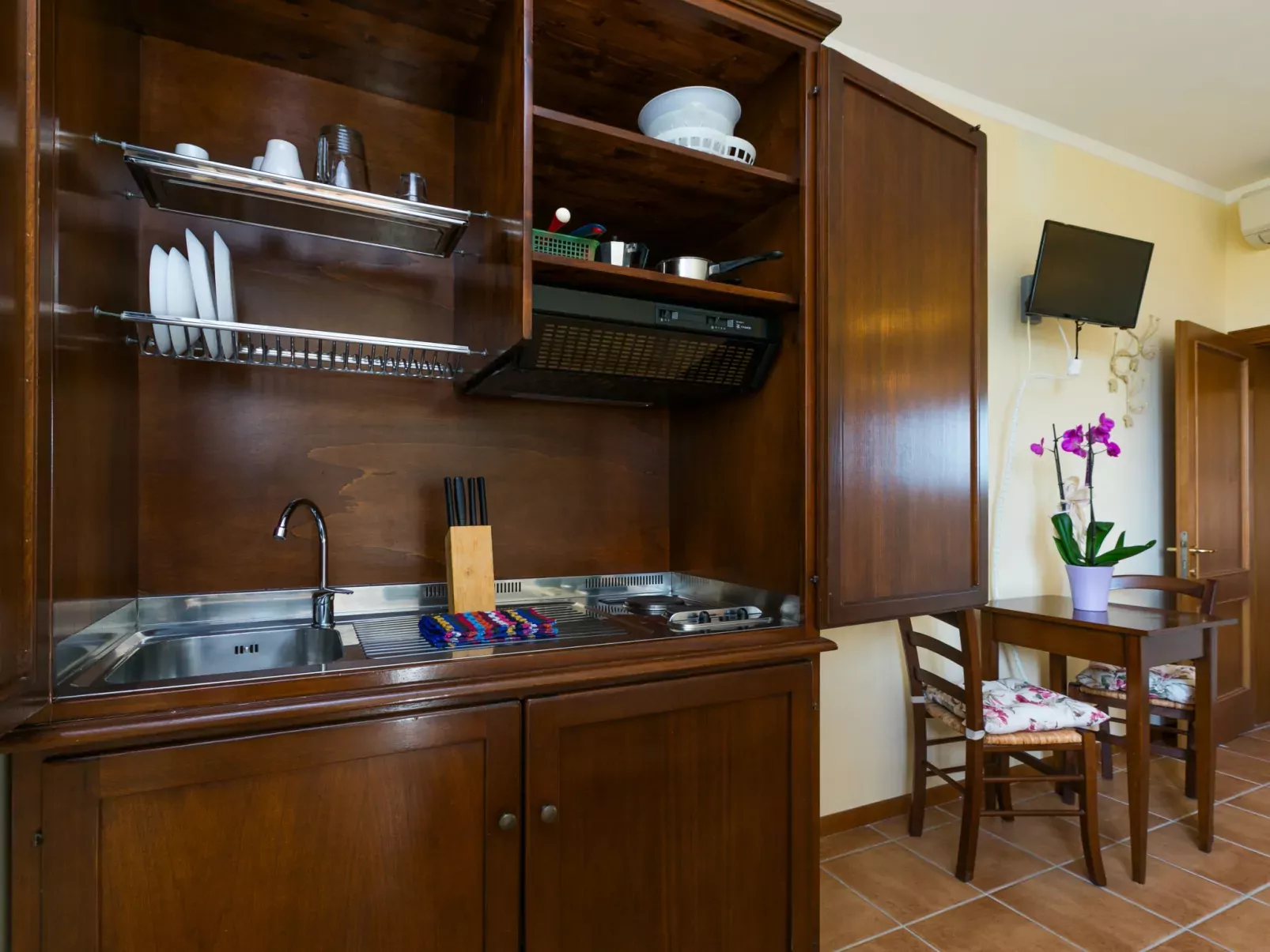 Tipologia Mono-Inside