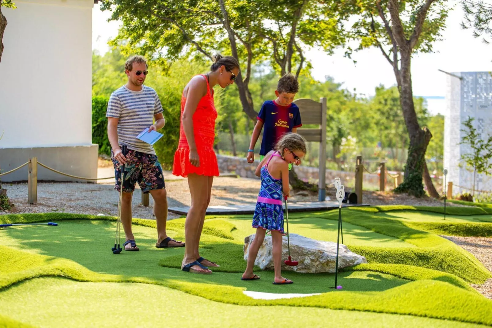 Mobile Homes Omisalj-Mobilhome PREMIUM 3rd and 4th row-Jardins en été