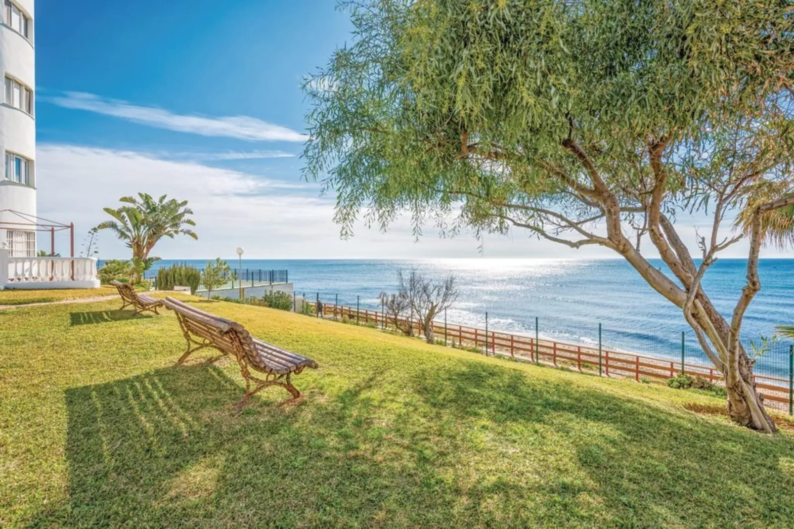 Pearl of Algaida CT 190-Gardens in summer