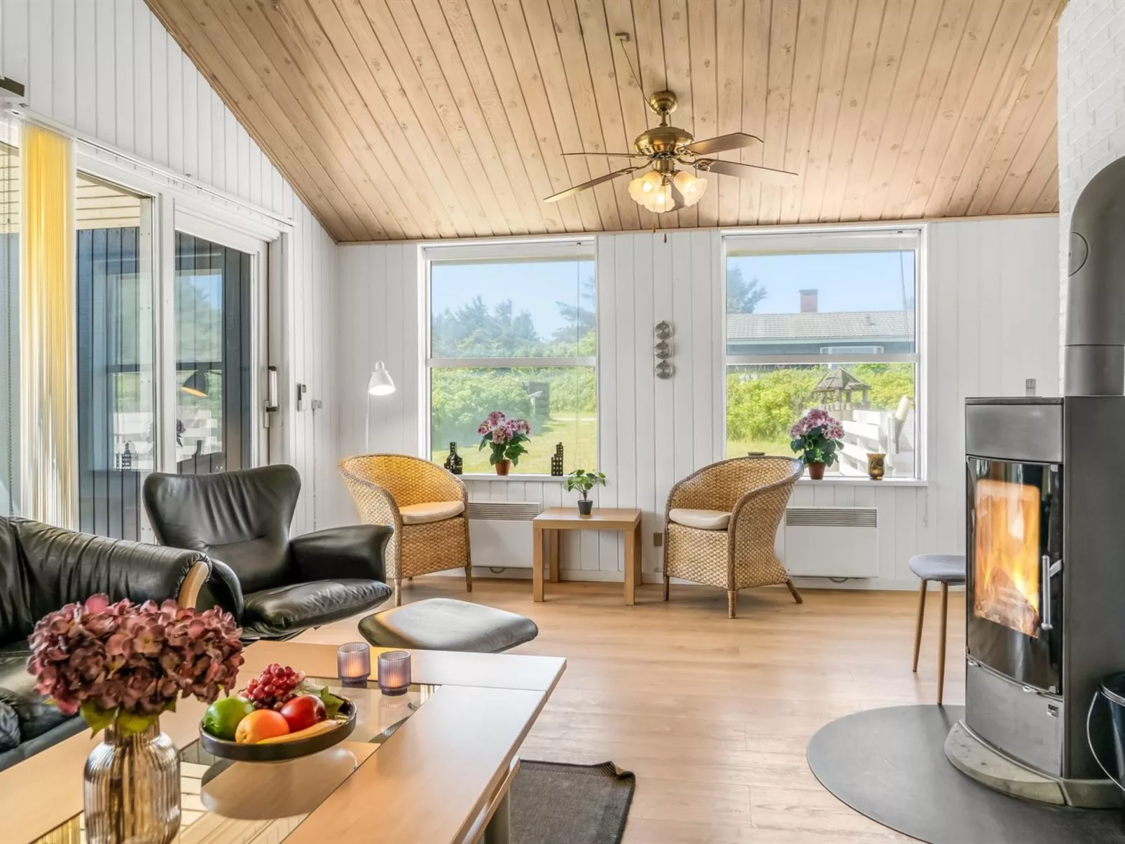 "Vilhelmiina" - 350m from the sea-Inside