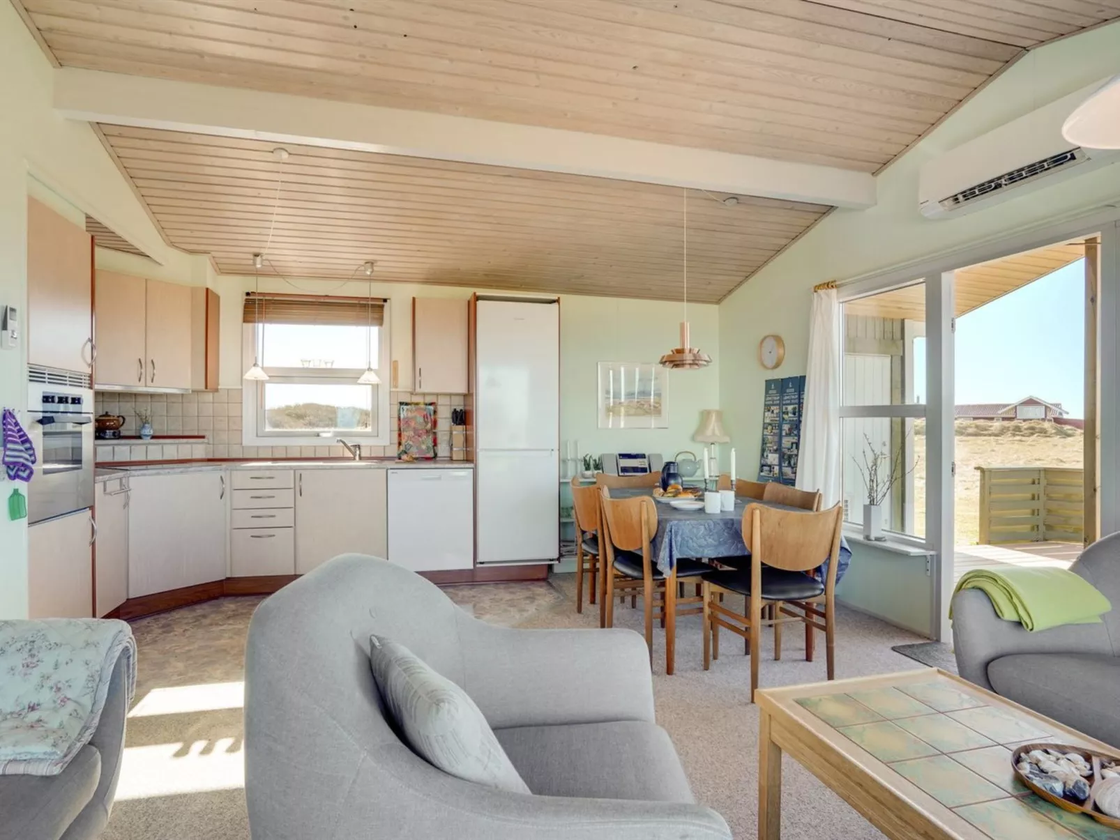 "Asger" - 50m from the sea-Drinnen