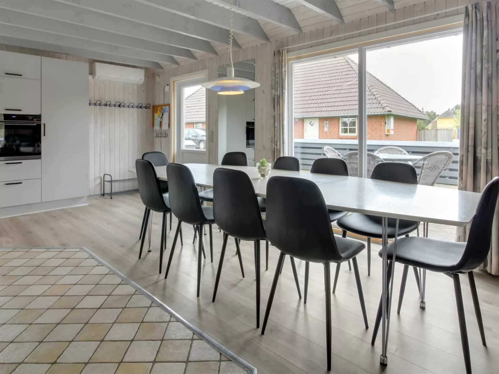 "Sunita" - 2.8km from the sea-Inside