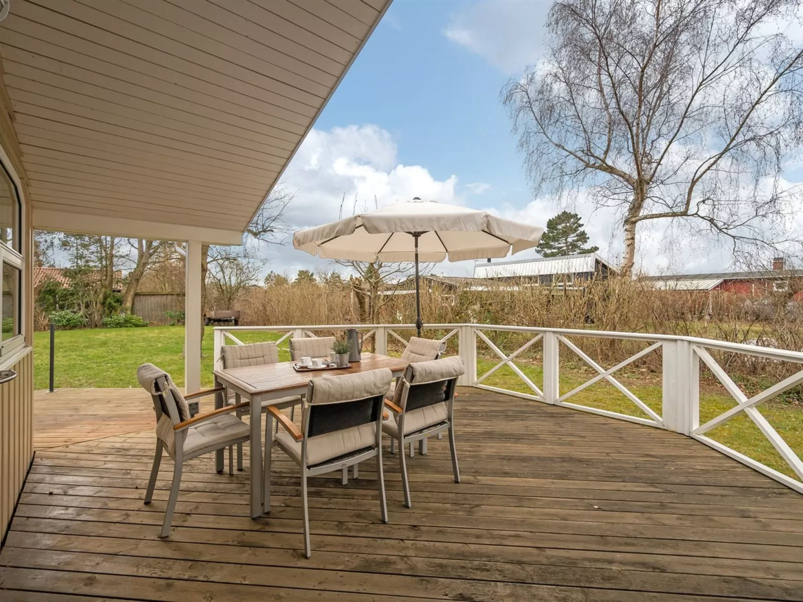 "Sitka" - 250m from the sea-Outside