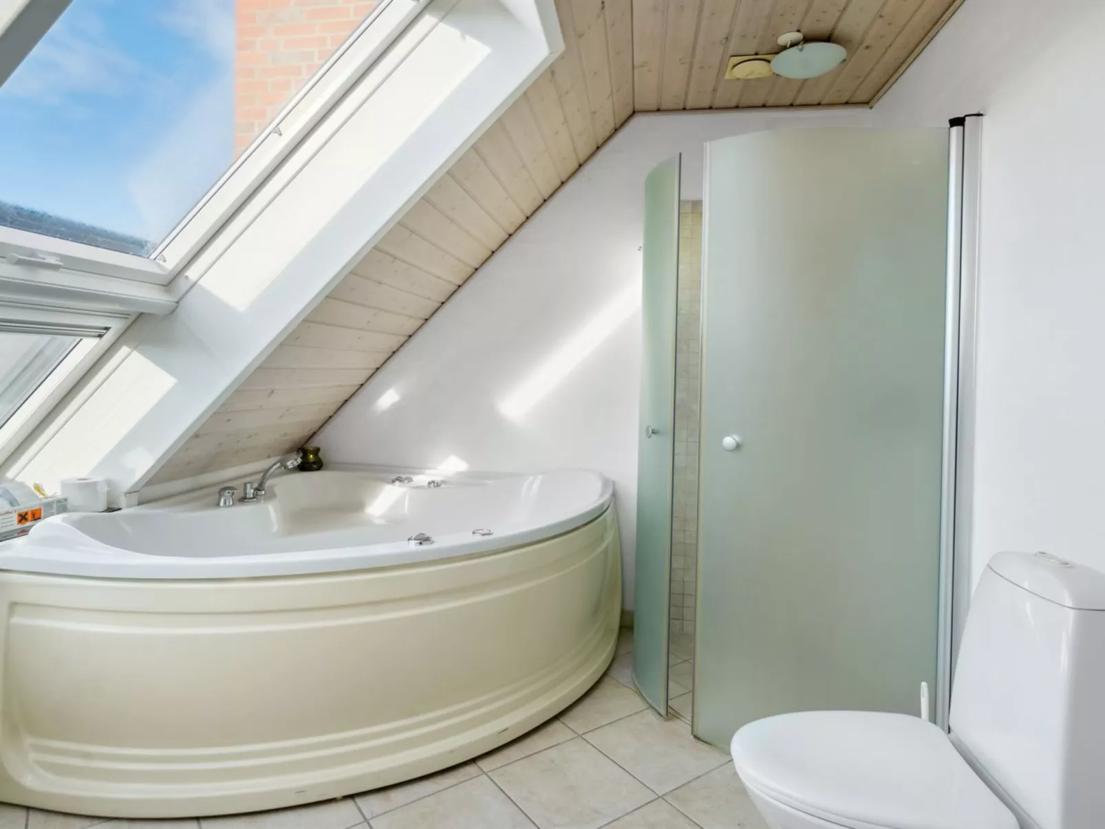 "Joonas" - 100m from the sea-Dedans