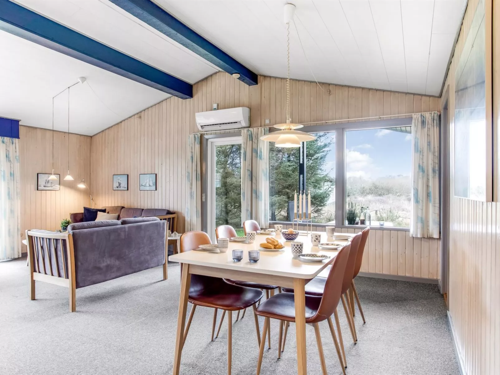 "Gunvor" - 1km from the sea-Inside