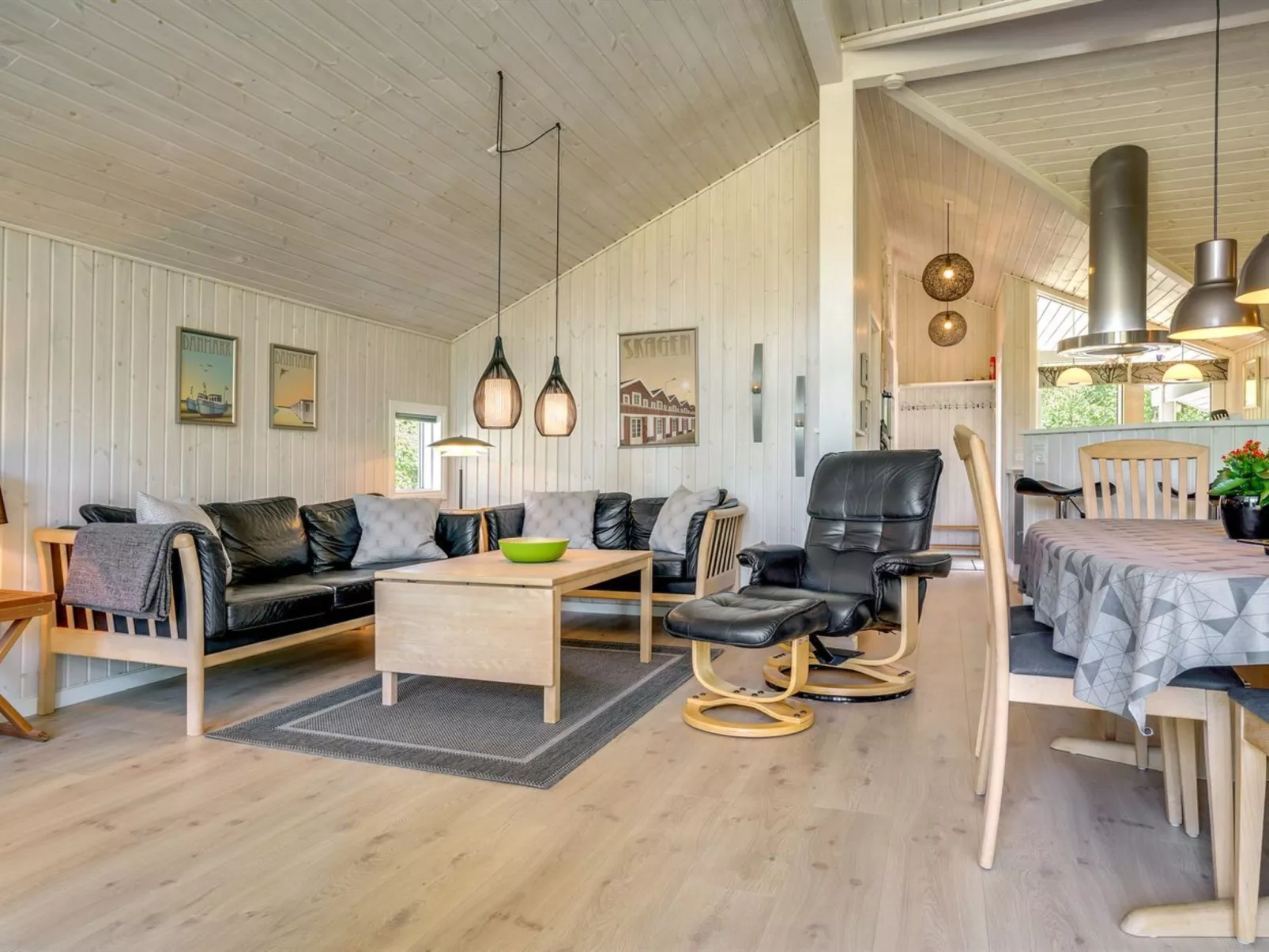 "Esaline" - 400m from the sea-Dedans