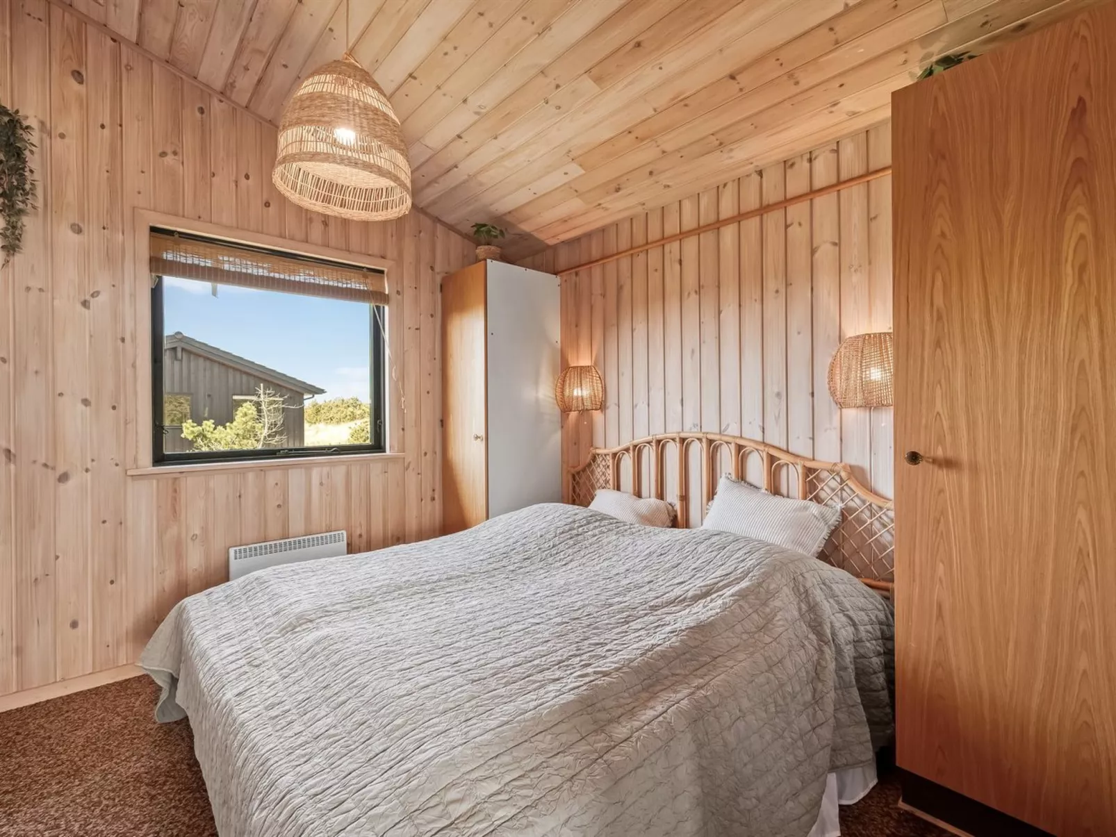 "Brunkil" - 500m from the sea-Inside