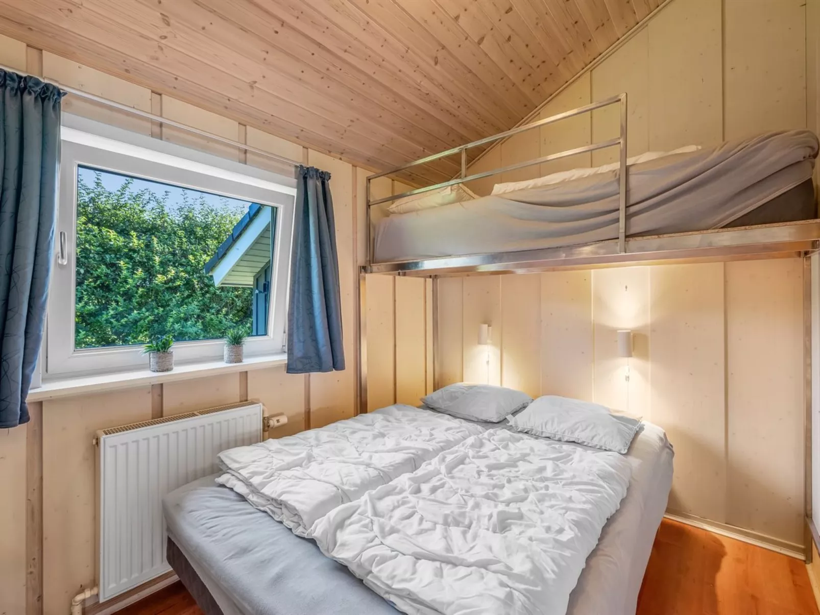 "Findus" - 1.2km to the fjord-Inside