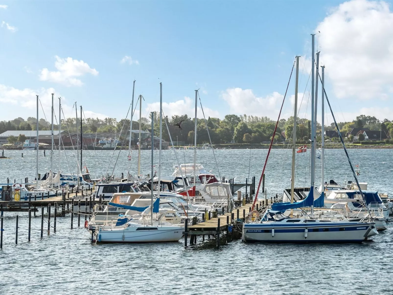 "Joar" - 5m to the fjord-Outside