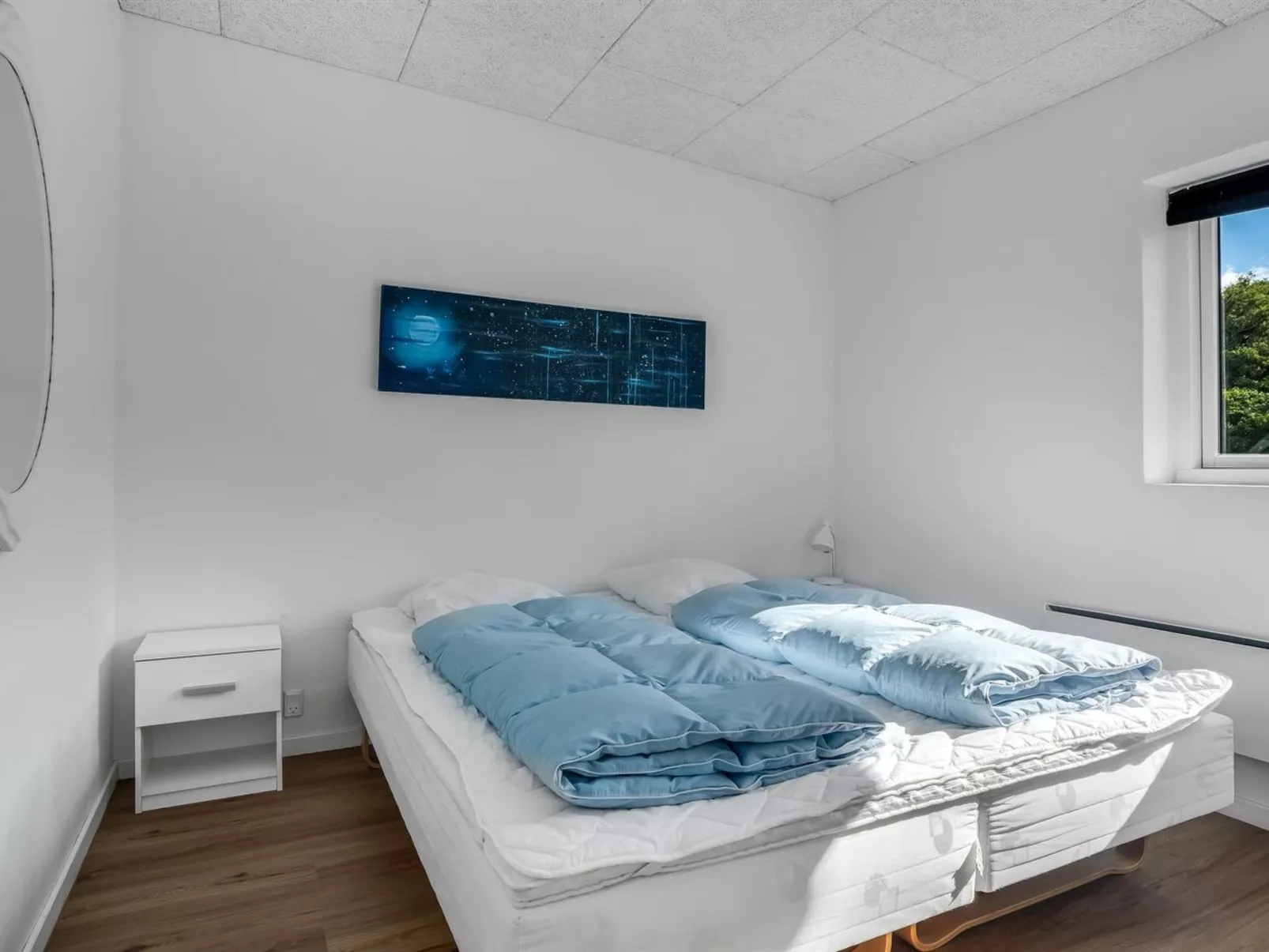 "Eloise" - 50m to the fjord-Drinnen