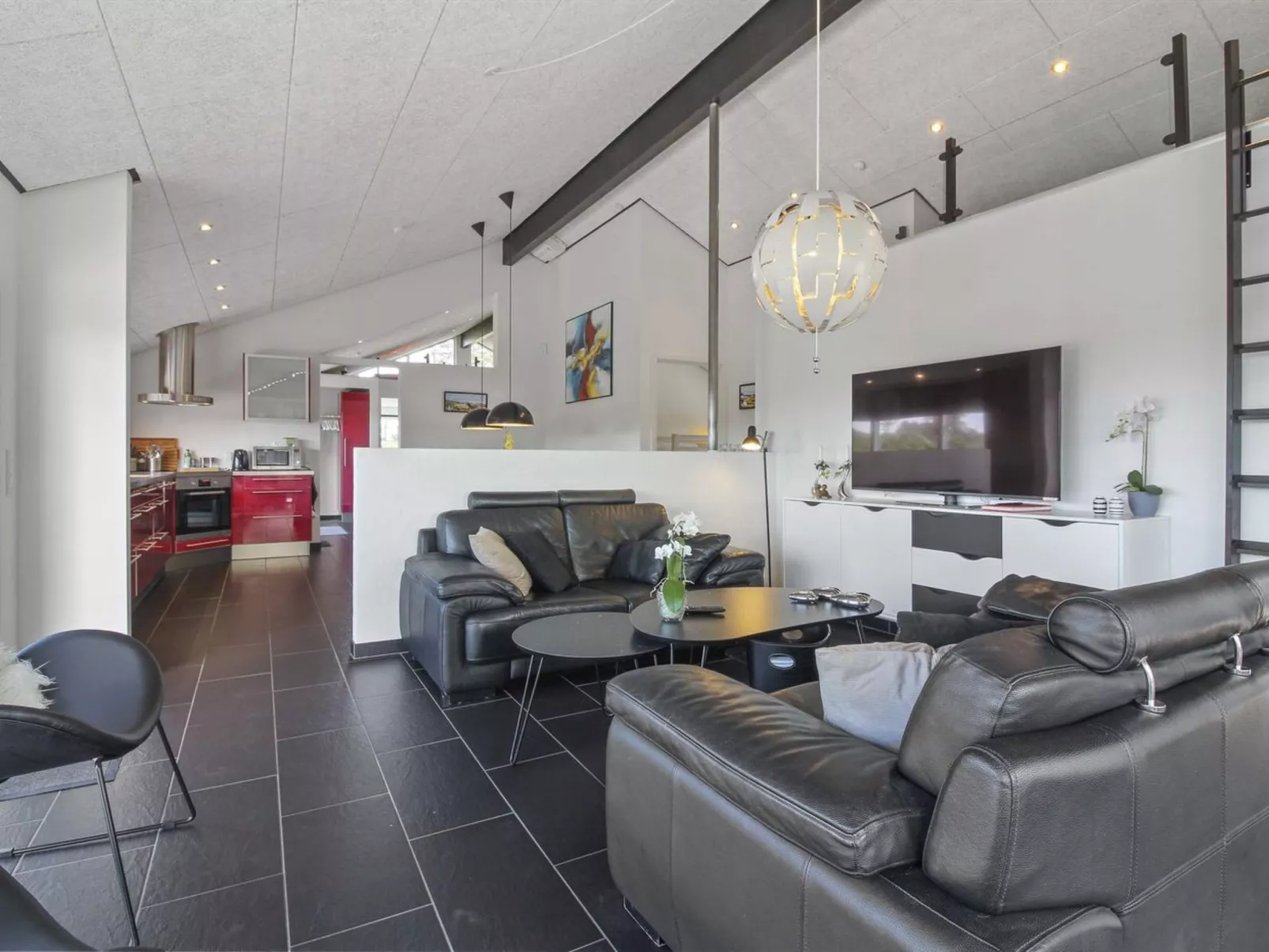 "Minna" - 975m from the sea-Dedans