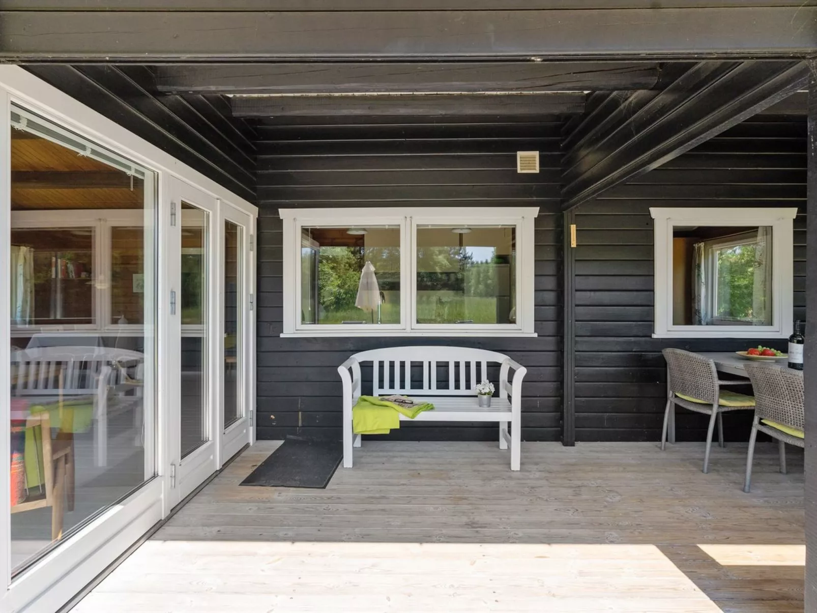 "Tuba" - 600m from the sea-Draußen